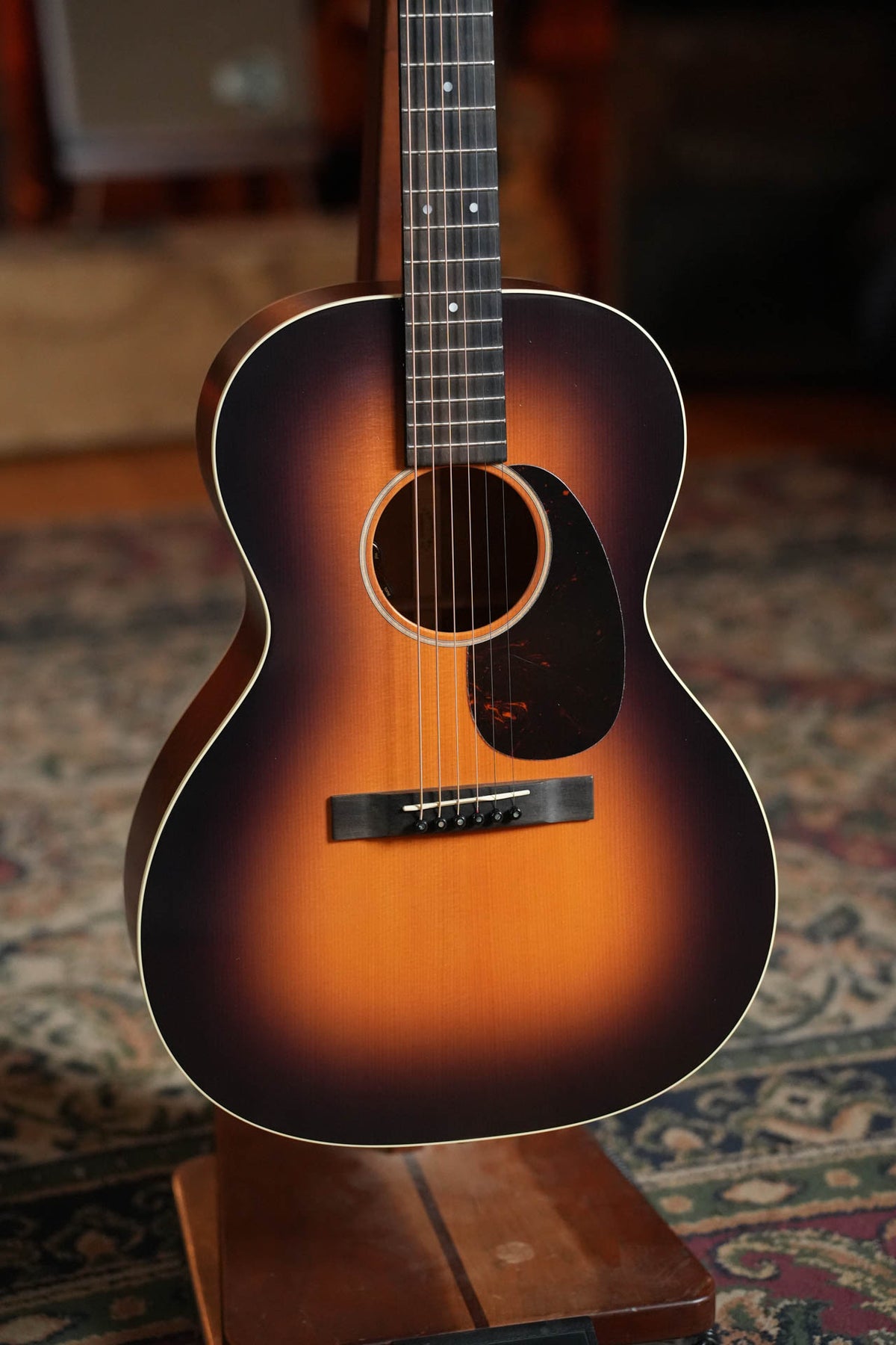 Martin 00L-16E Slope Shoulder Acoustic-Electric Guitar, 1935 Burst #8352