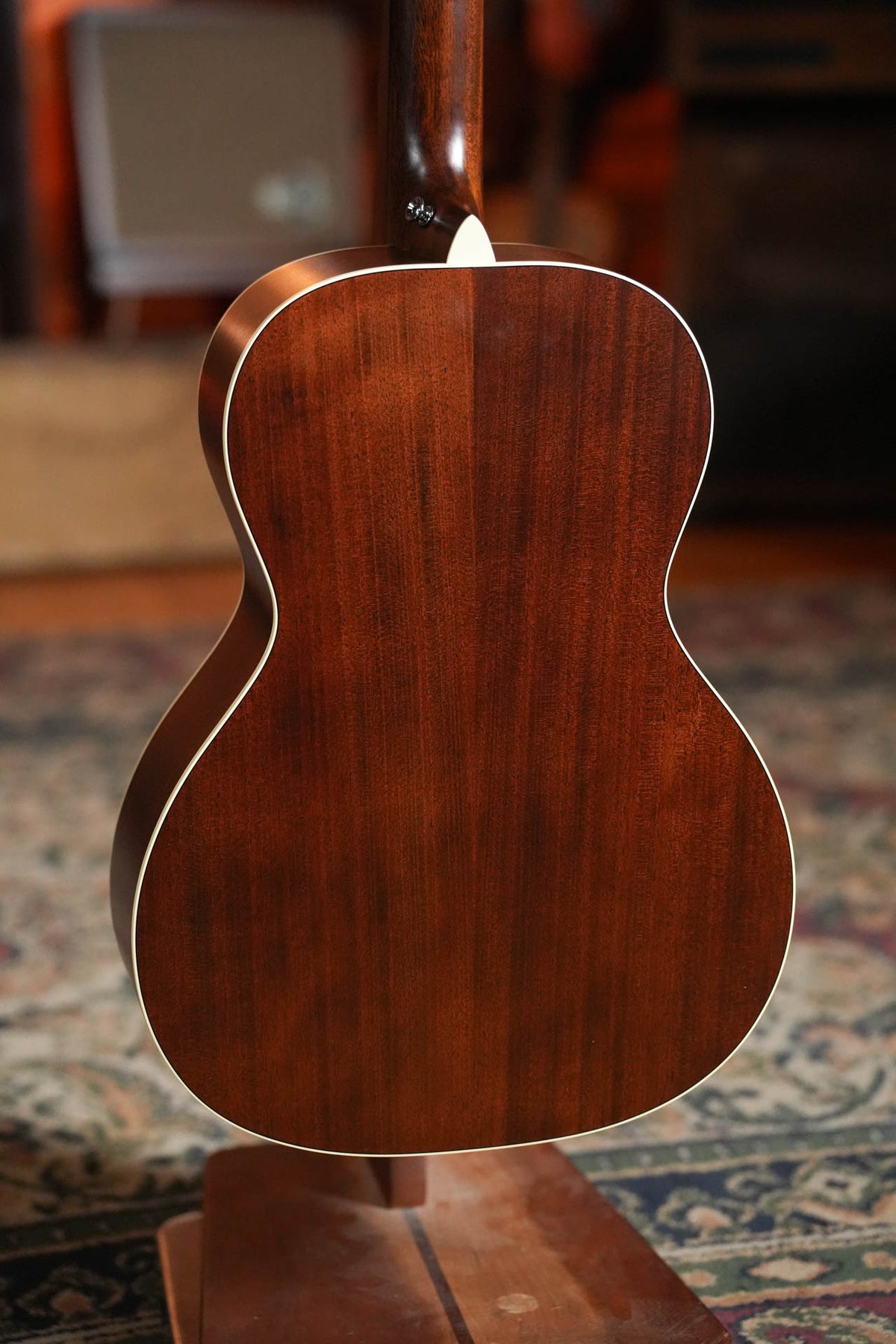 Martin 00L-16E Slope Shoulder Acoustic-Electric Guitar, 1935 Burst #8352