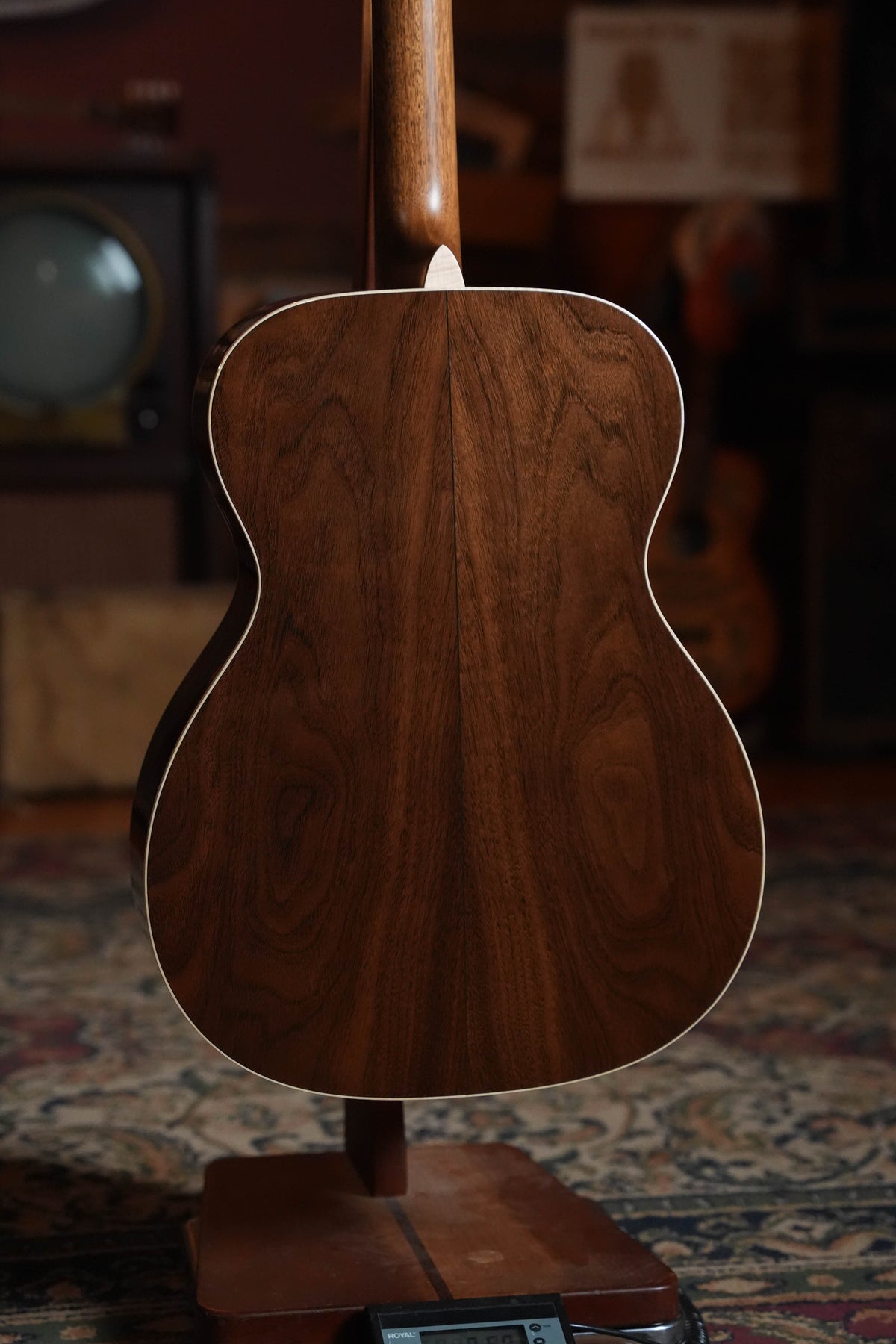 Martin Custom Shop 000-14 Fret Spruce/Black Walnut Acoustic Guitar #9700