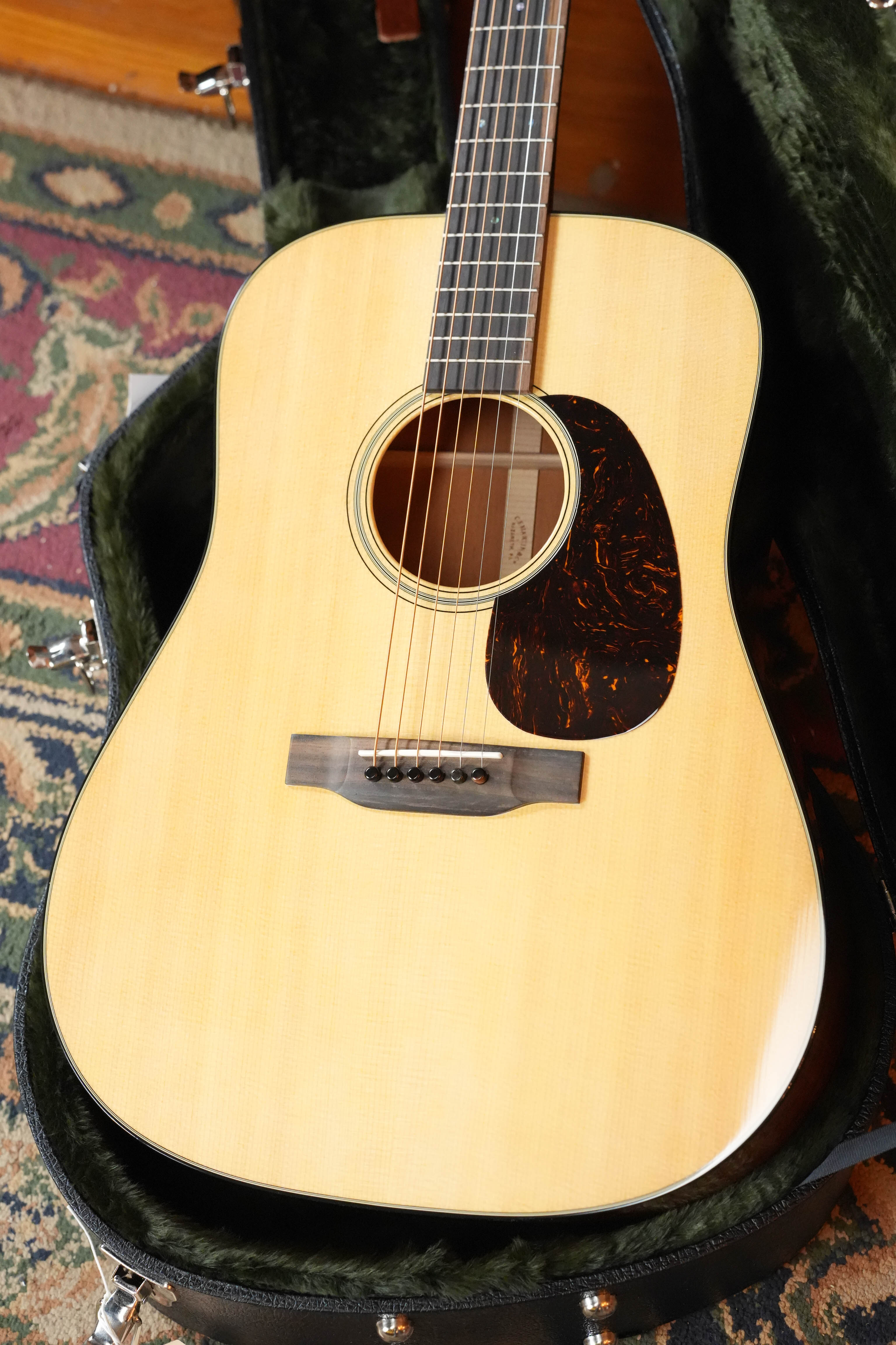 Martin D-18 Spruce/Mahogany Gloss Finish Dreadnought Acoustic Guitar #5420