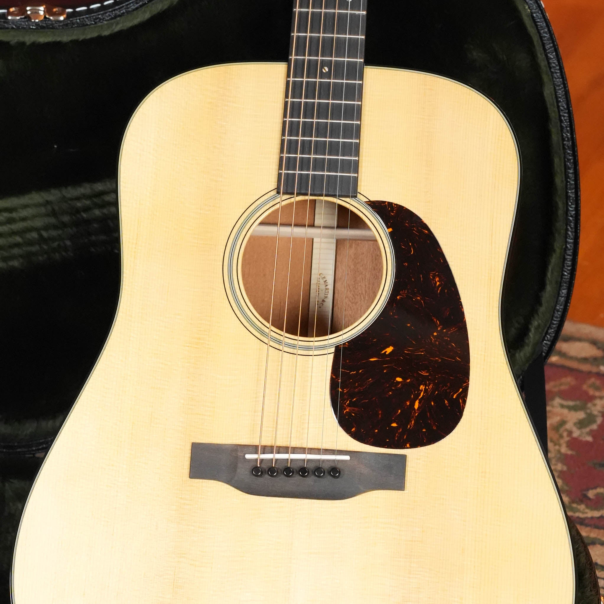 Martin D-18 Spruce/Mahogany Gloss Finish Dreadnought Acoustic Guitar #5602