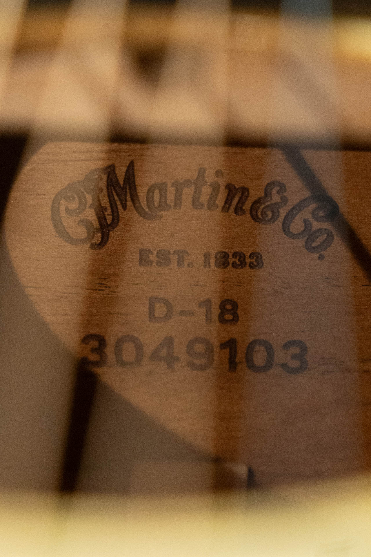 Martin D-18 Spruce/Mahogany Gloss Finish Dreadnought Acoustic Guitar #9103