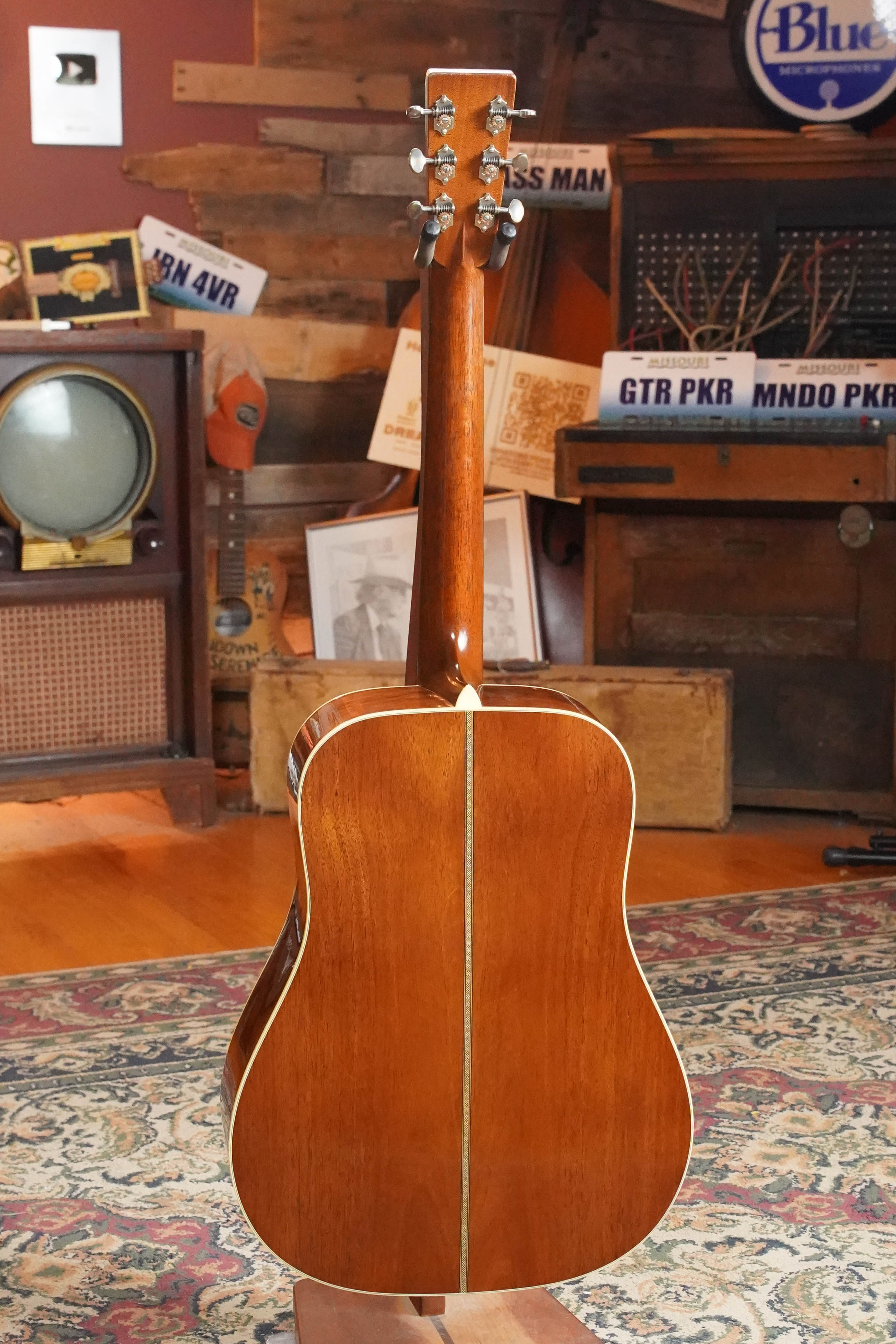 Martin D-28 Authentic 1937 Aged Adirondack/Guatemalan Rosewood Dreadnought Acoustic Guitar #4559