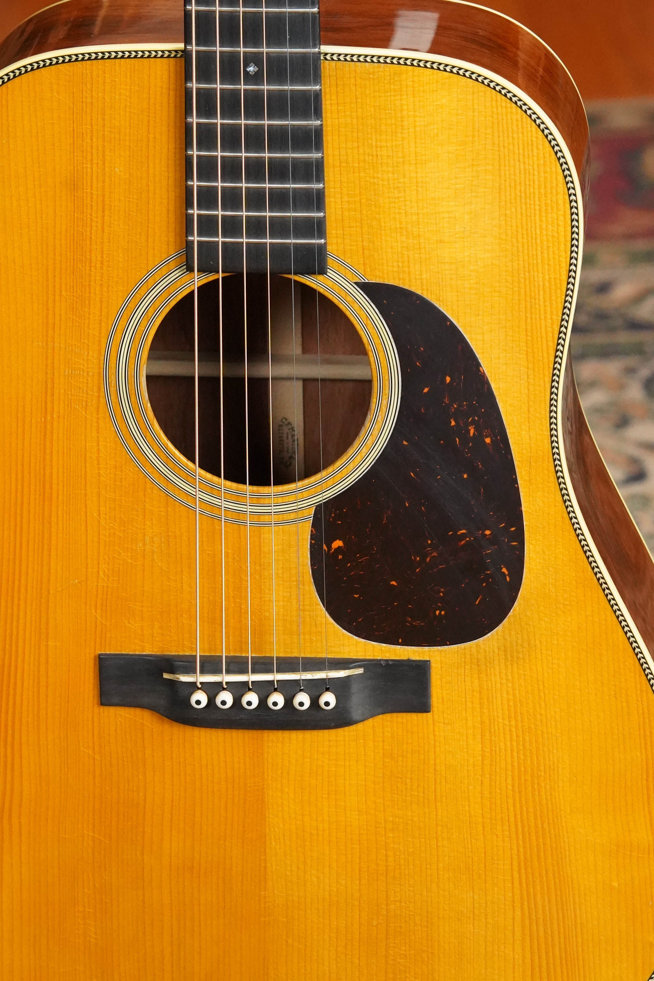 Martin D-28 Authentic 1937 Aged Adirondack/Guatemalan Rosewood Dreadno