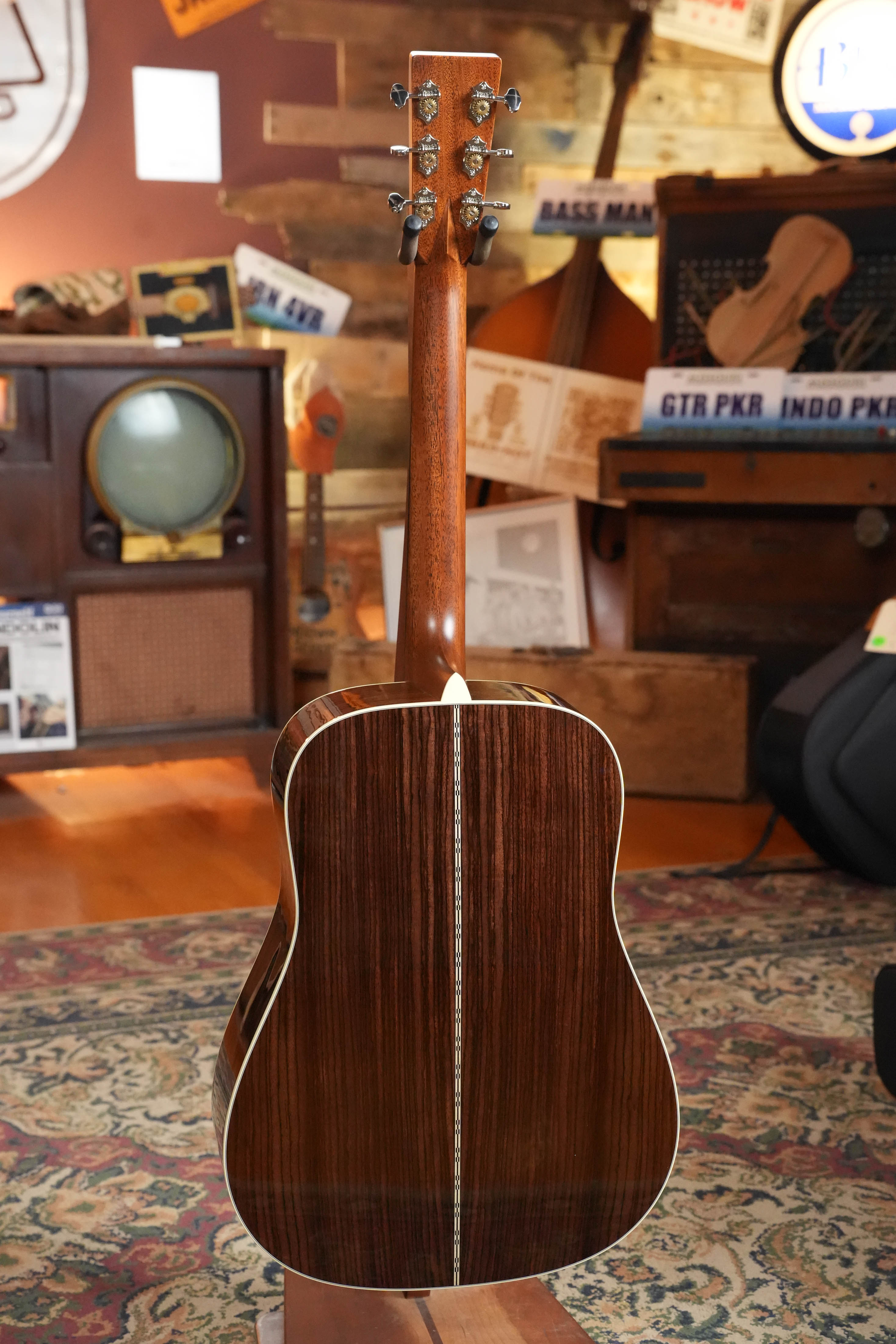 Martin D-28 Gloss Spruce/Rosewood Dreadnought Acoustic Guitar #6733