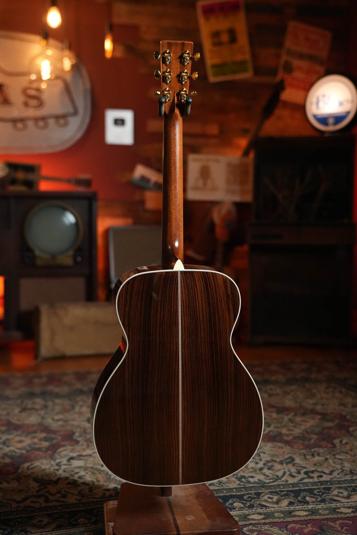 Martin J-40 Jumbo Acoustic Guitar #2388