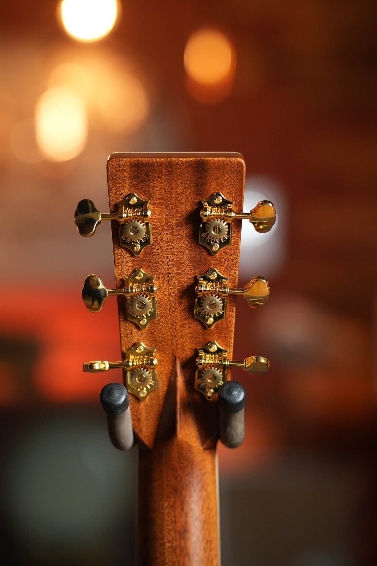Martin J-40 Jumbo Acoustic Guitar #2388