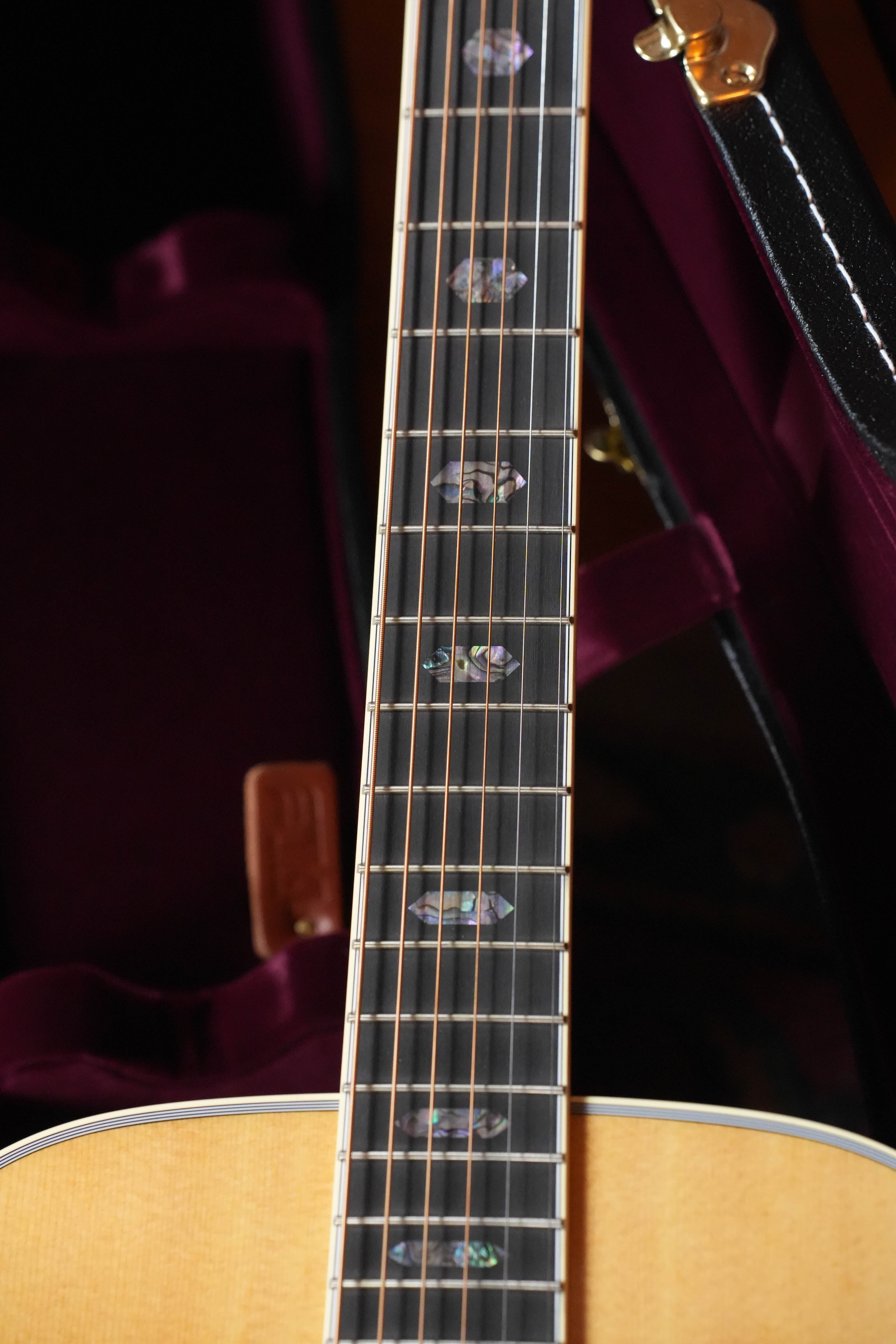 Martin J-40 Natural Gloss Jumbo Acoustic Guitar #7839