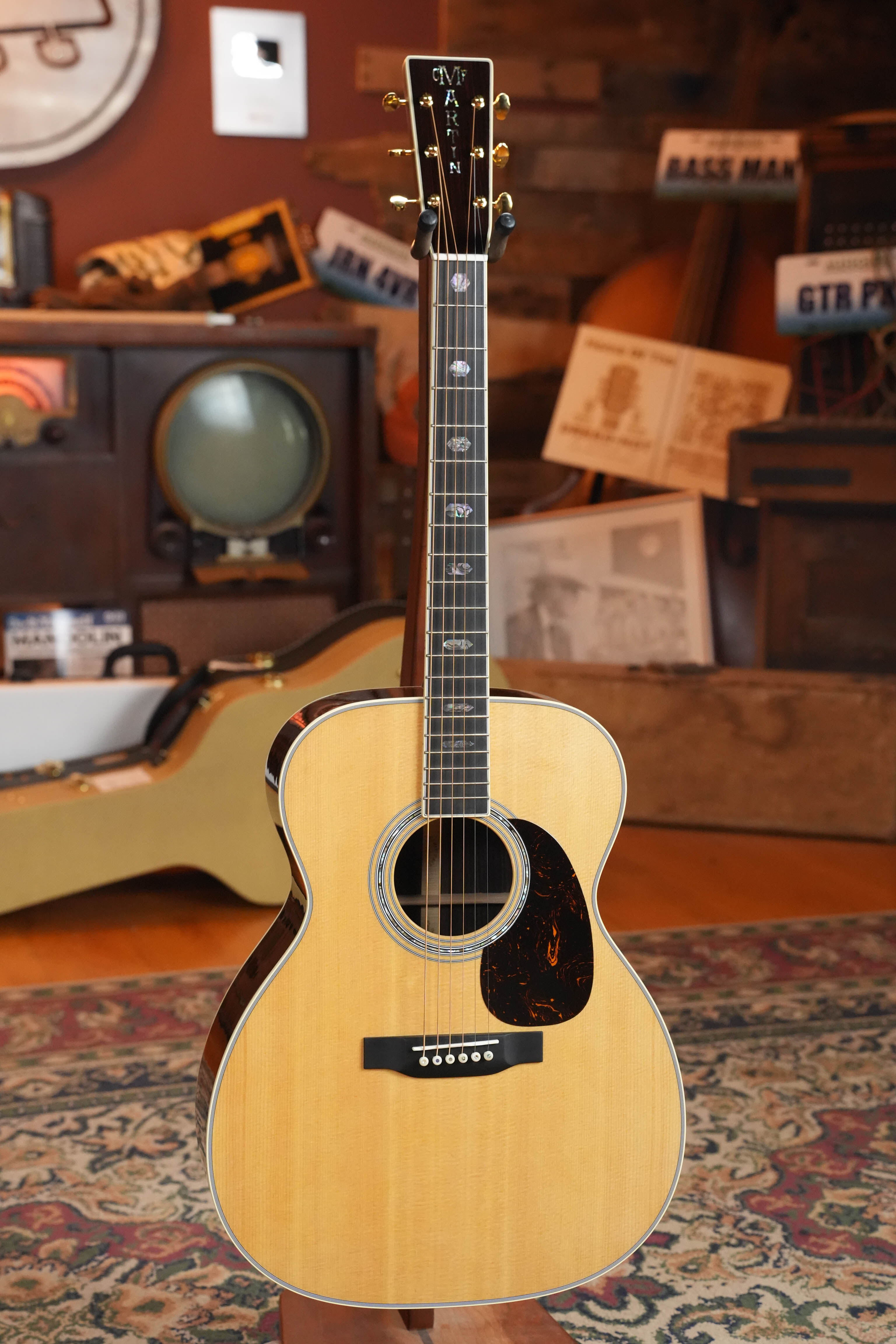 Martin J-40 Natural Gloss Jumbo Acoustic Guitar #7839