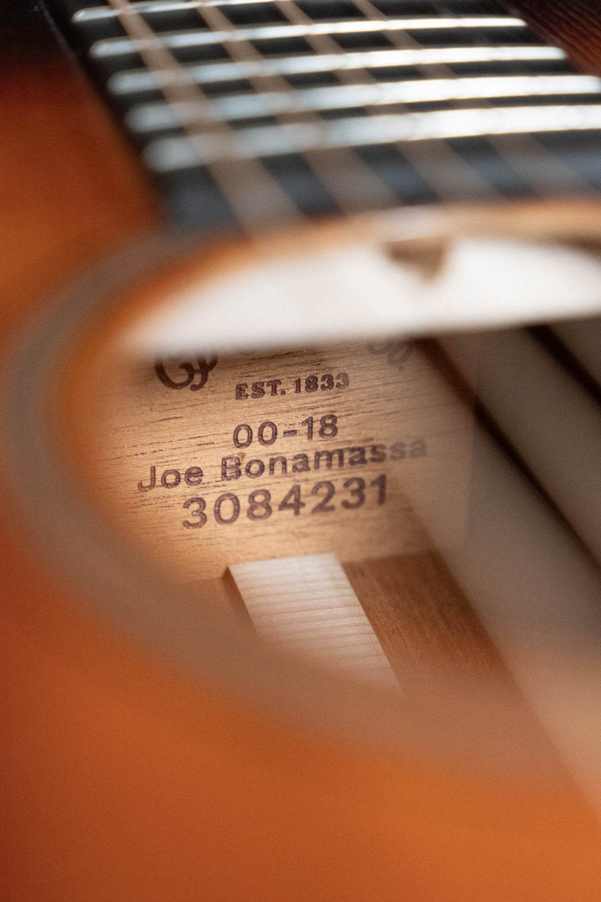 Martin OO-18 Joe Bonamassa Custom Signature Artist 1937 Sunburst OO Acoustic Guitar #4231