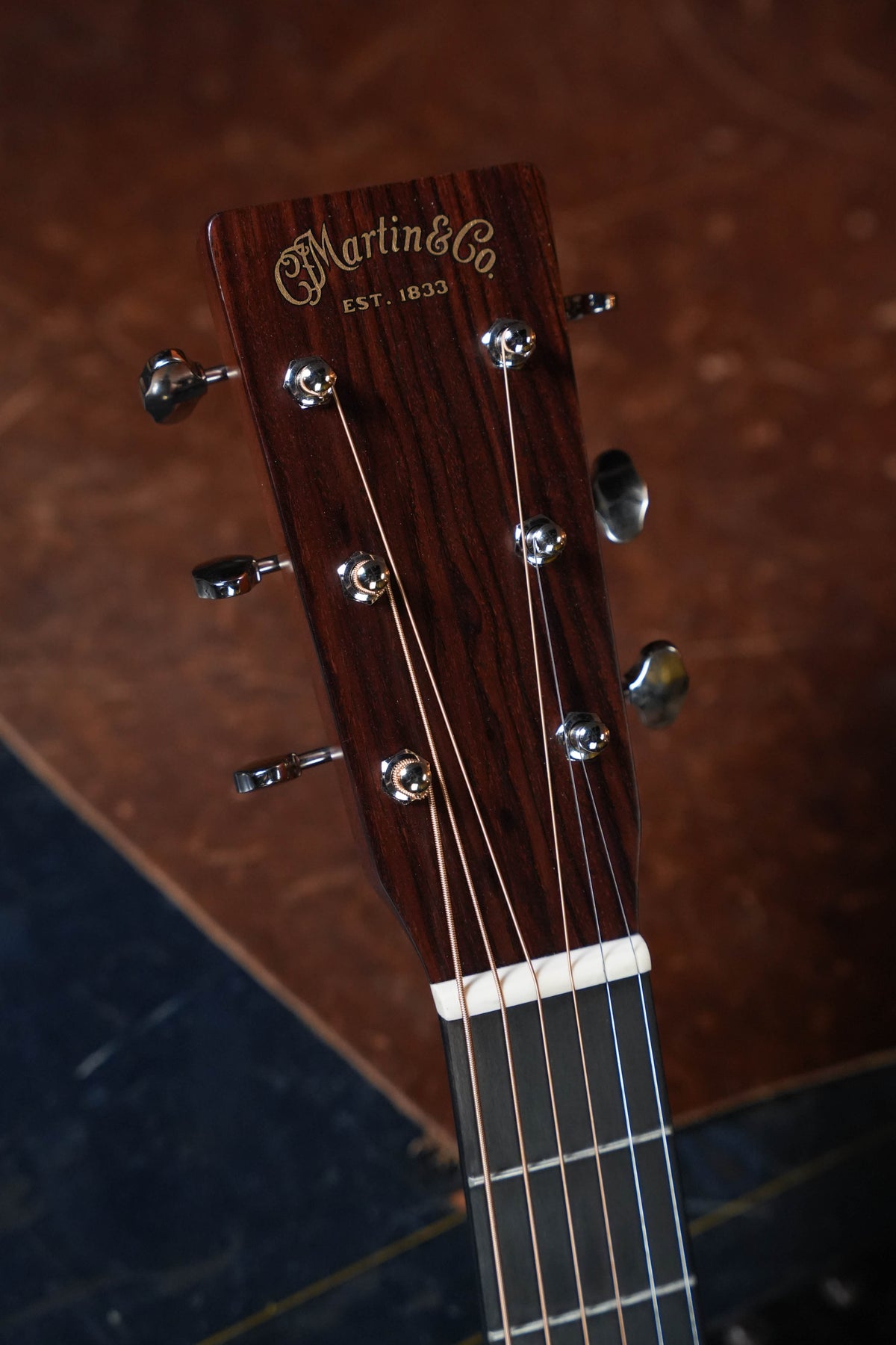 Martin OO-18 Joe Bonamassa Custom Signature Artist 1937 Sunburst OO Acoustic Guitar #7949