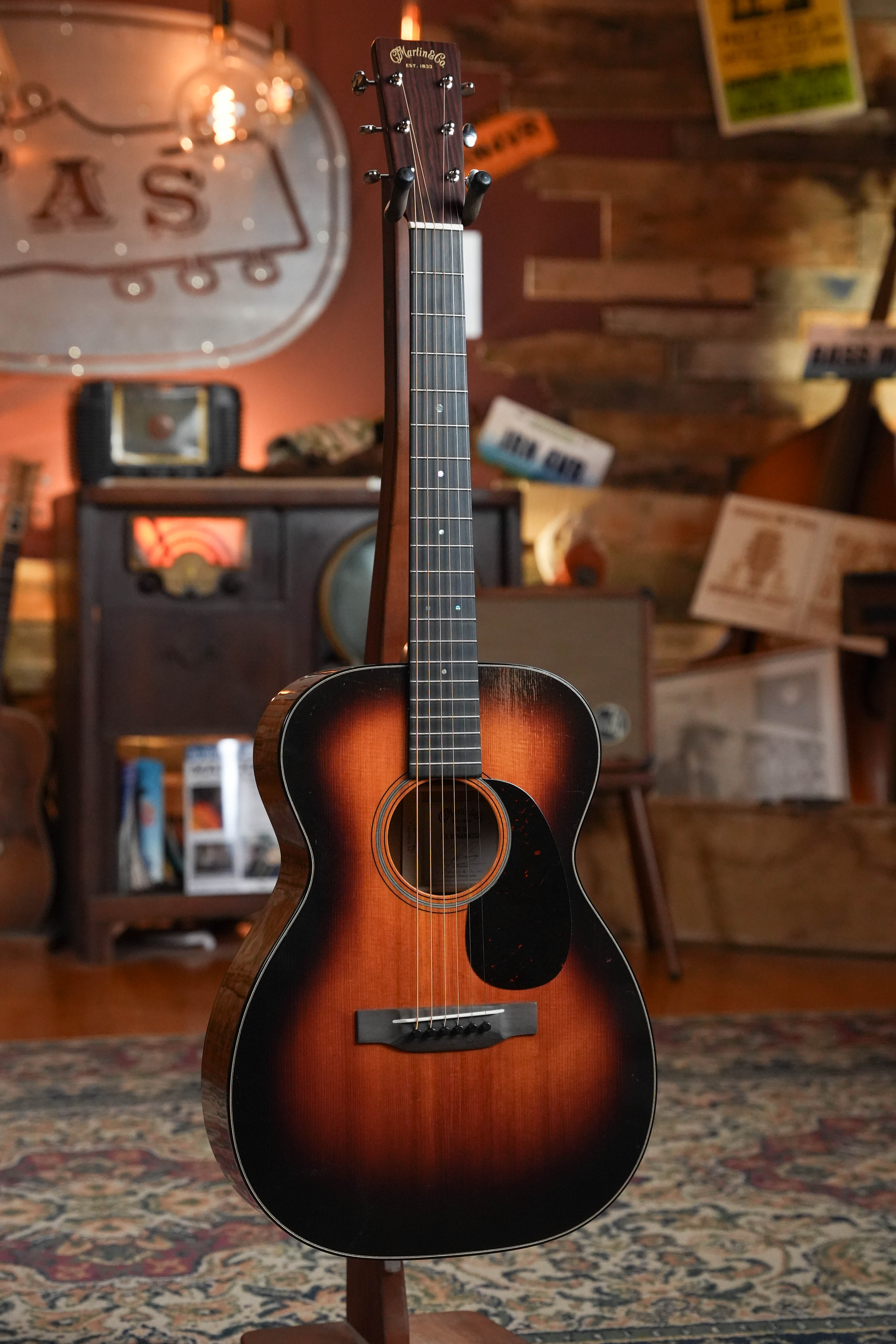 Martin OO-18 Joe Bonamassa Custom Signature Artist 1937 Sunburst OO Acoustic Guitar #4231