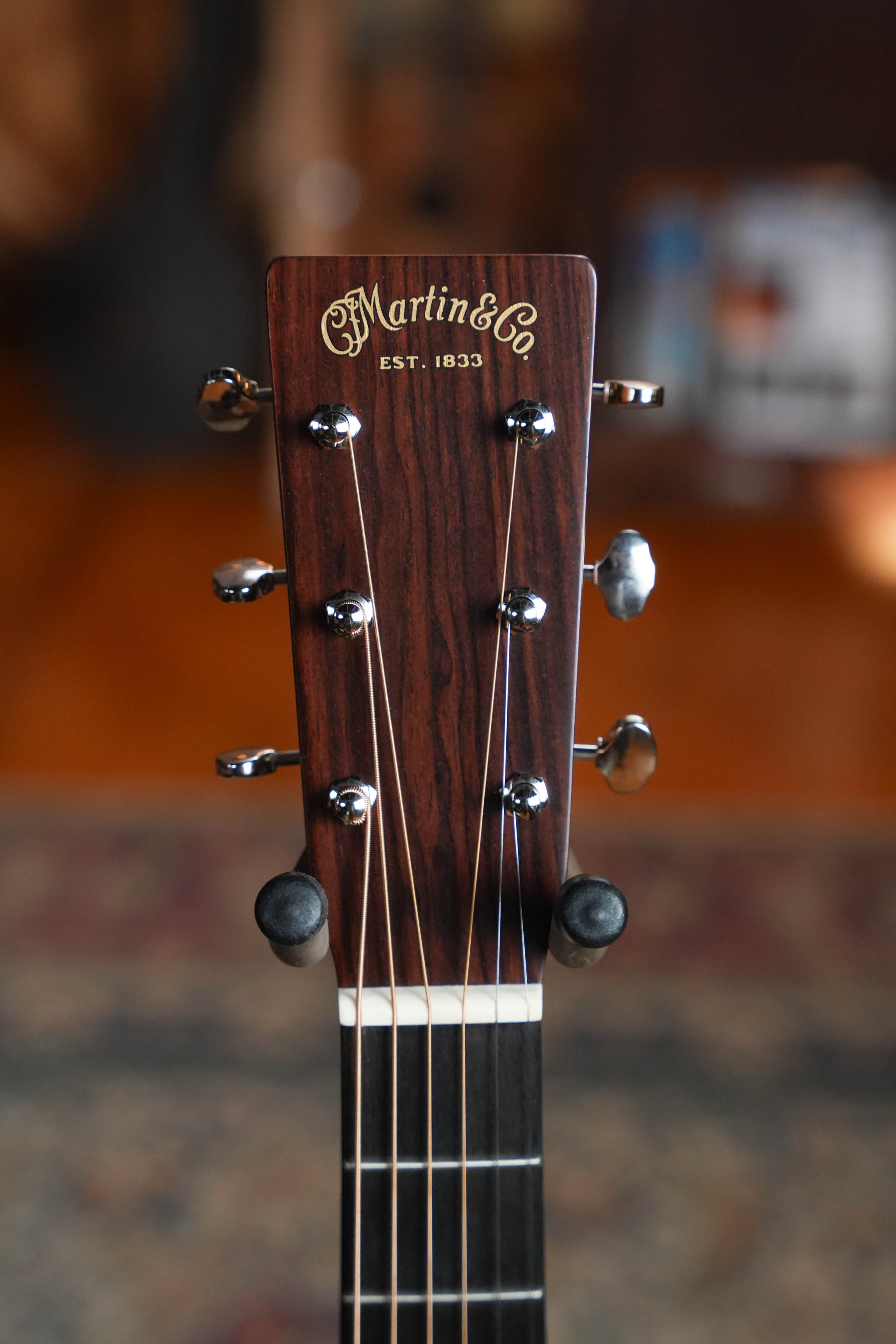 Martin OO-18 Joe Bonamassa Custom Signature Artist 1937 Sunburst OO Acoustic Guitar #4231