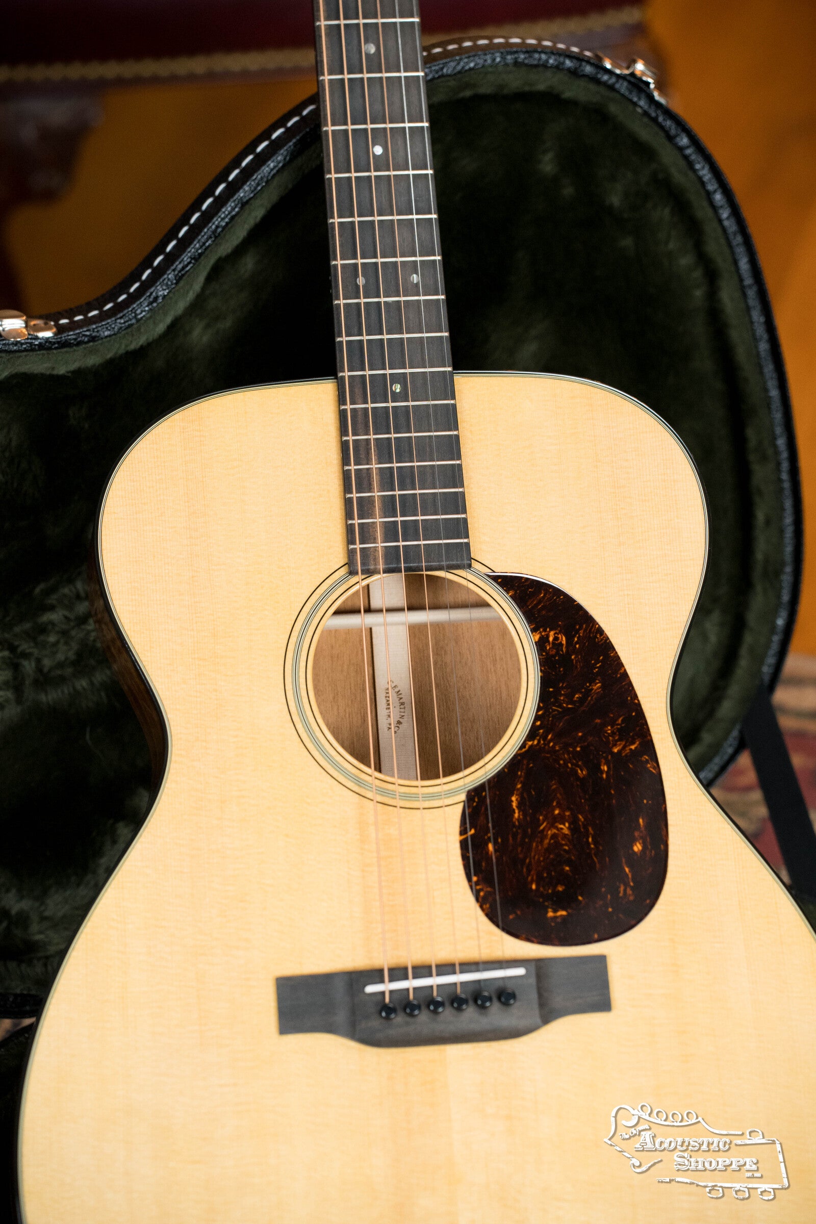 *Dread-Not Certified Floor Model* Martin OOO-18 Spruce/Genuine Mahogany OOO Acoustic Guitar #3711