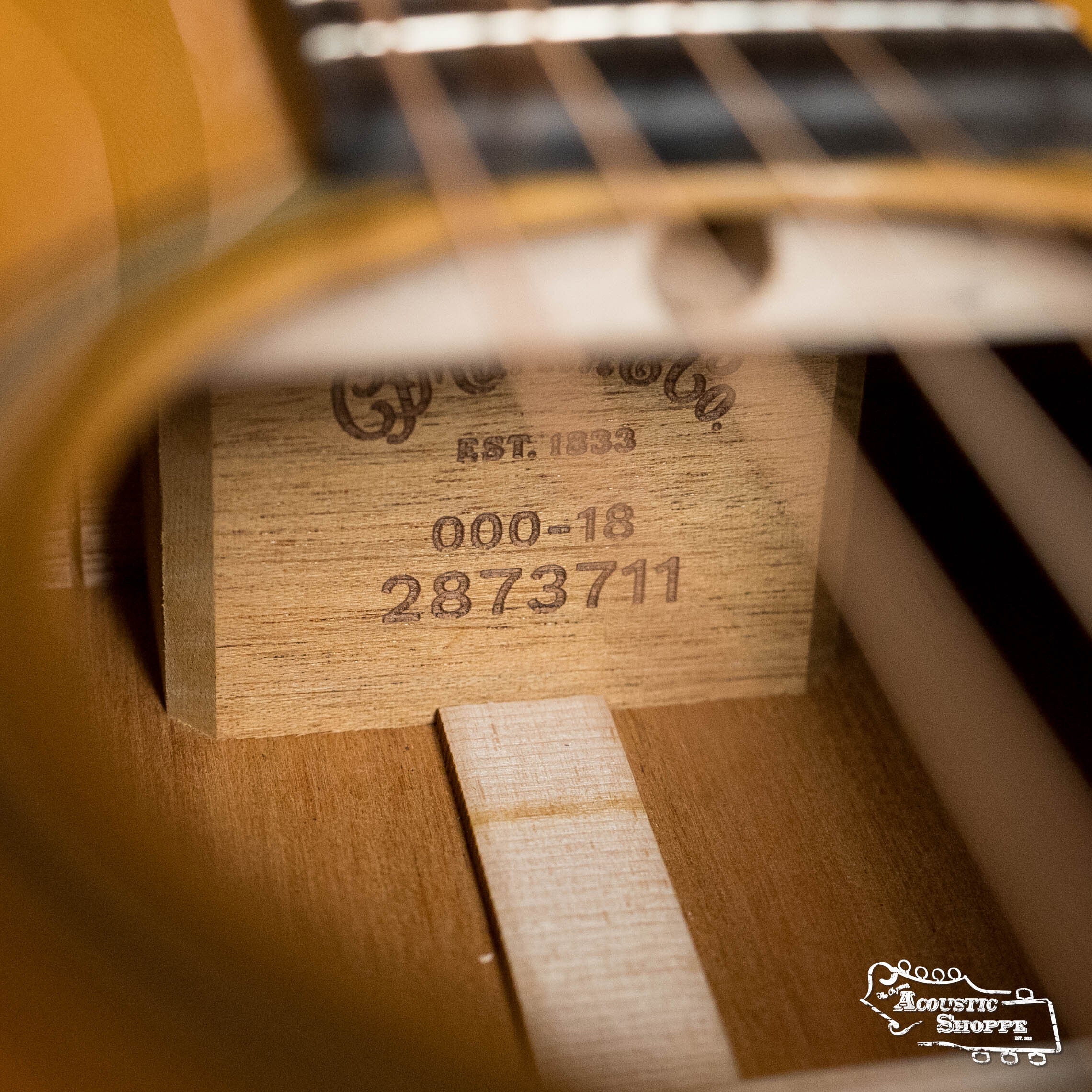 *Dread-Not Certified Floor Model* Martin OOO-18 Spruce/Genuine Mahogany OOO Acoustic Guitar #3711