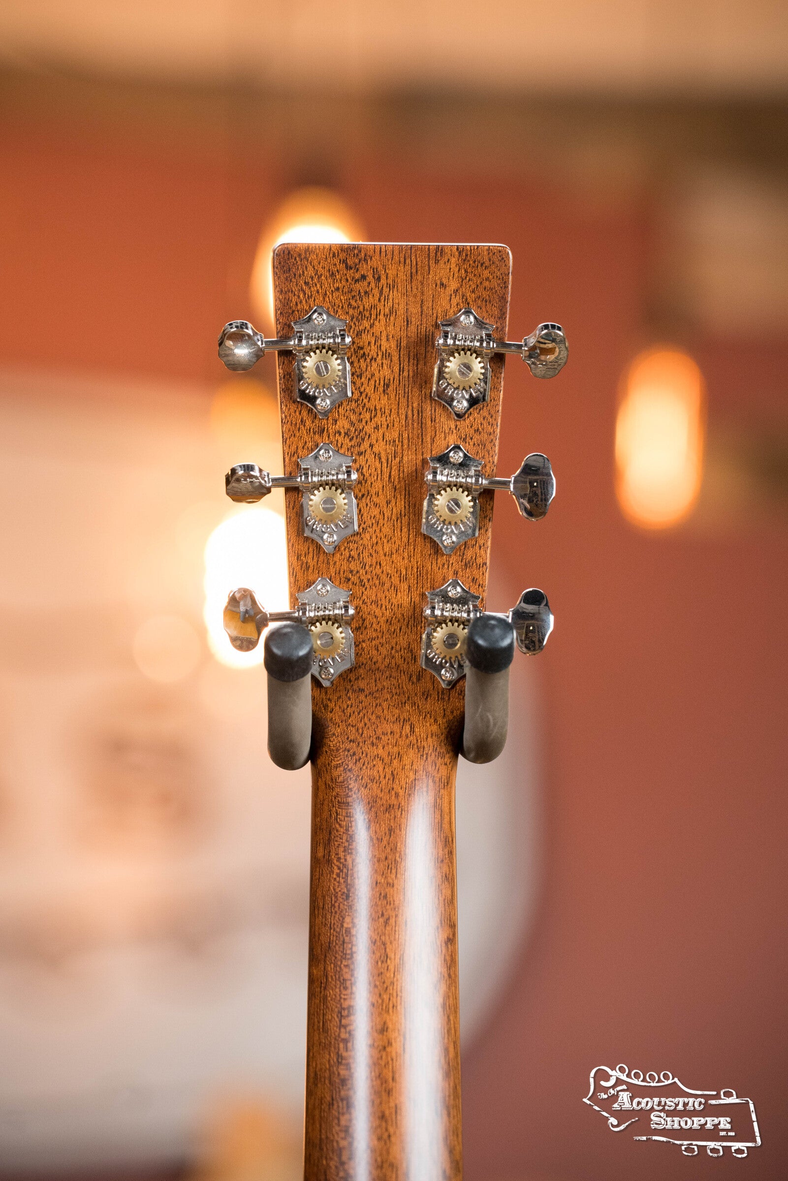*Dread-Not Certified Floor Model* Martin OOO-18 Spruce/Genuine Mahogany OOO Acoustic Guitar #3711