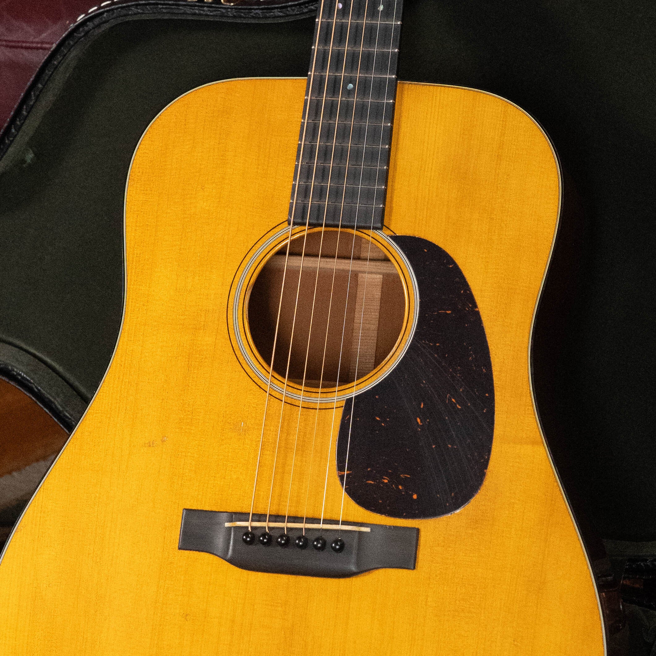 Martin D-18 Aged Authentic 1937 VTS Adirondack/Mahogany Dreadnought Gu