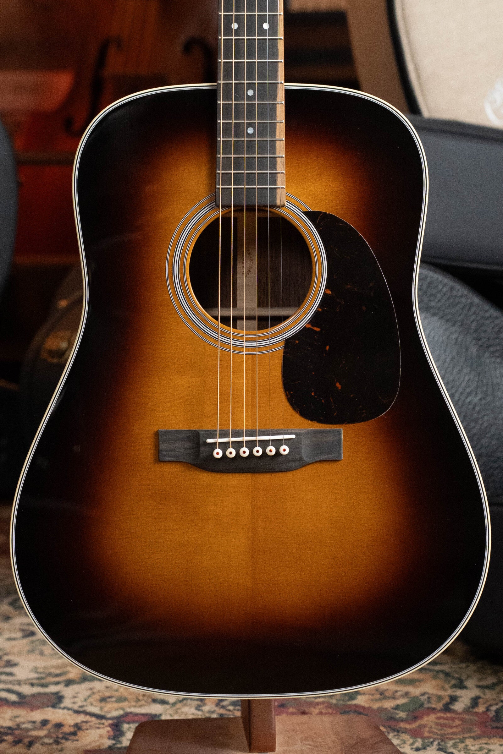 Martin D-28 Spruce/Indian Rosewood Sunburst Dreadnought Acoustic Guitar #0184