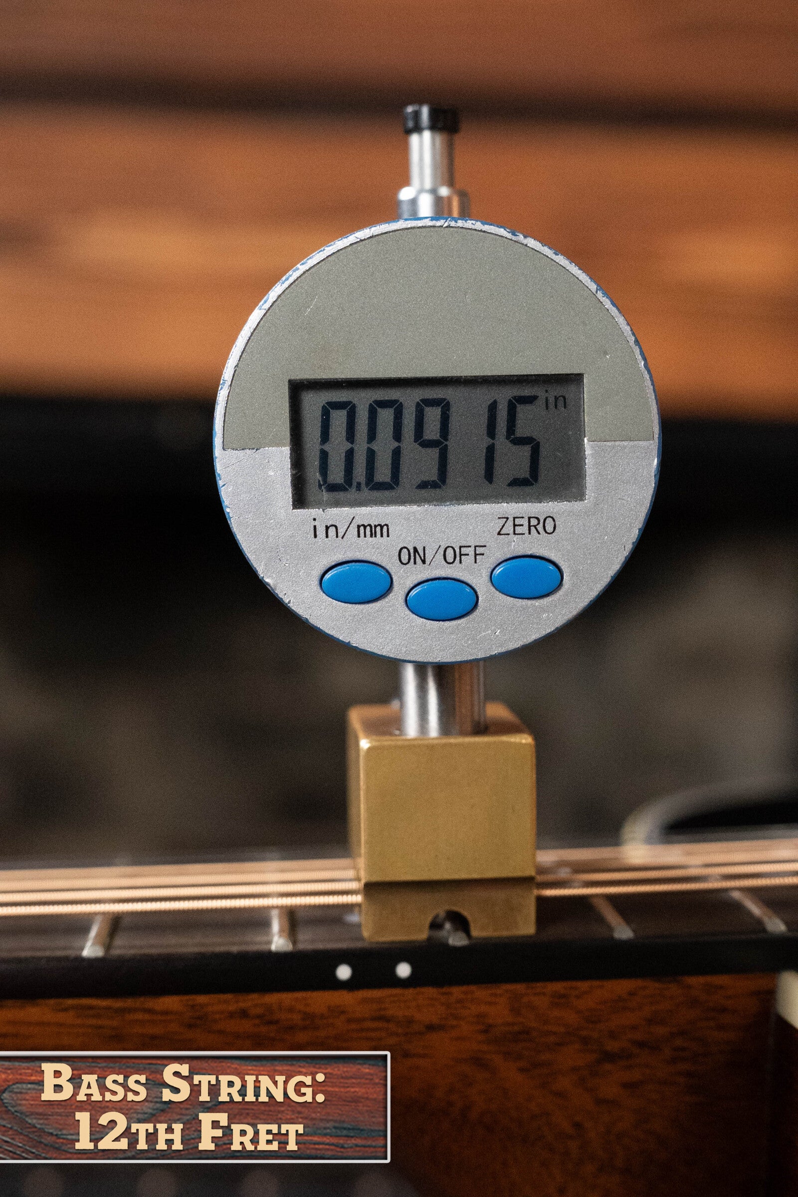 Martin D-28 Spruce/Indian Rosewood Sunburst Dreadnought Acoustic Guitar #0184