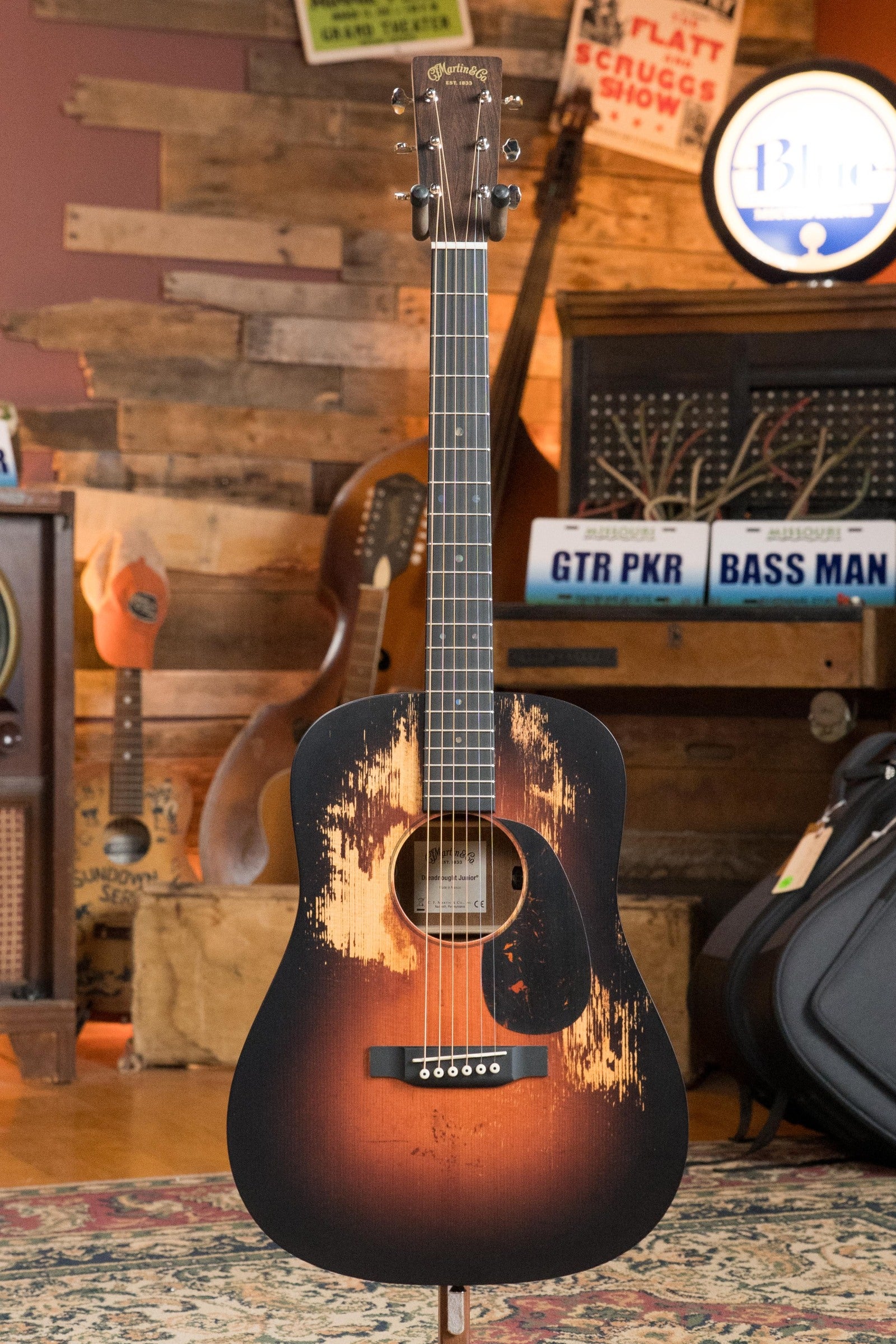 *New 2025 Model* Martin D Jr E Streetlegend Burst Spruce/Sapele Aged-Look Dreadnought Guitar w/Martin Electronics #3865