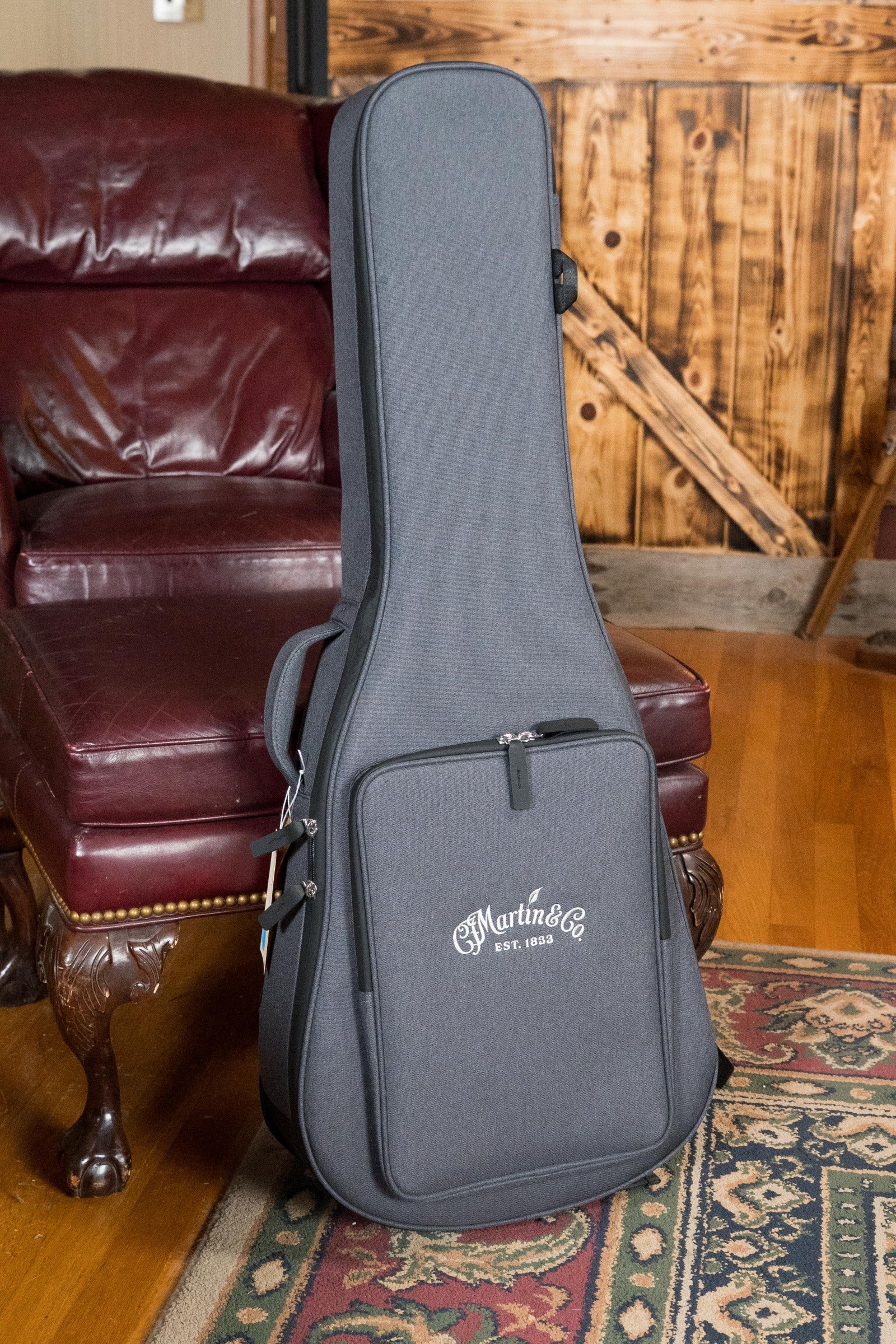 *New 2025 Model* Martin D Jr-E Streetmaster Spruce/Sapele Dreadnought Guitar w/Martin Electronics #1591