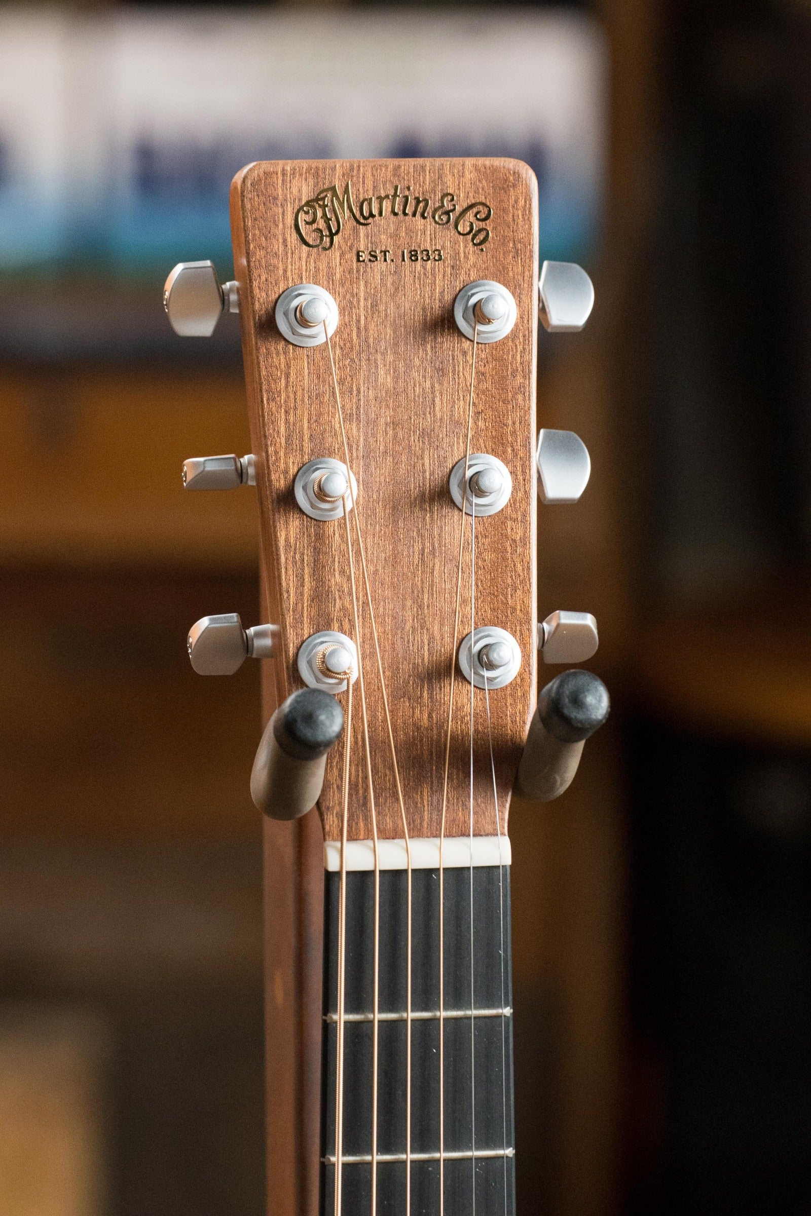 *New 2025 Model* Martin D Jr-E Streetmaster Spruce/Sapele Dreadnought Guitar w/Martin Electronics #1592