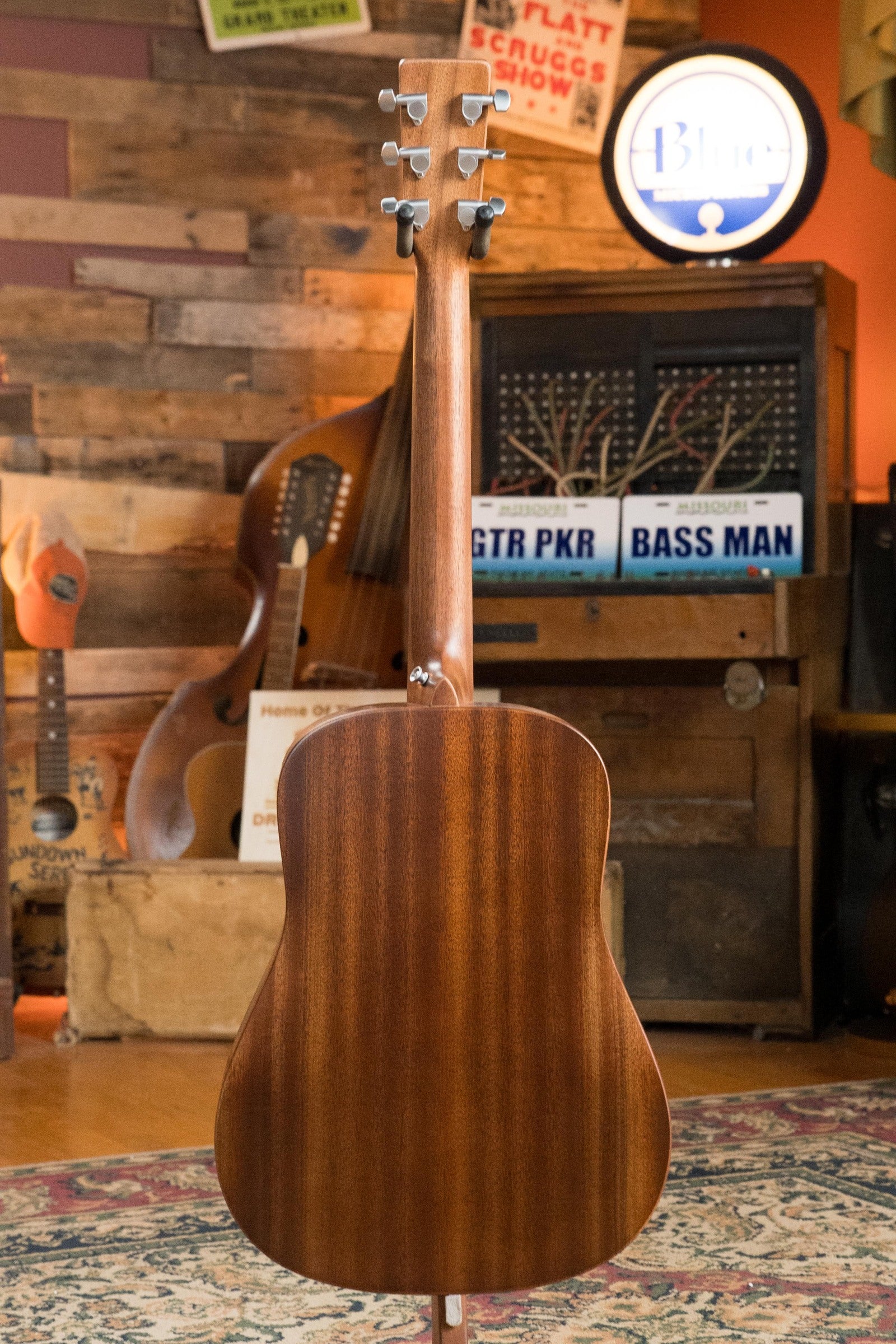 *New 2025 Model* Martin D Jr-E Streetmaster Spruce/Sapele Dreadnought Guitar w/Martin Electronics #1592