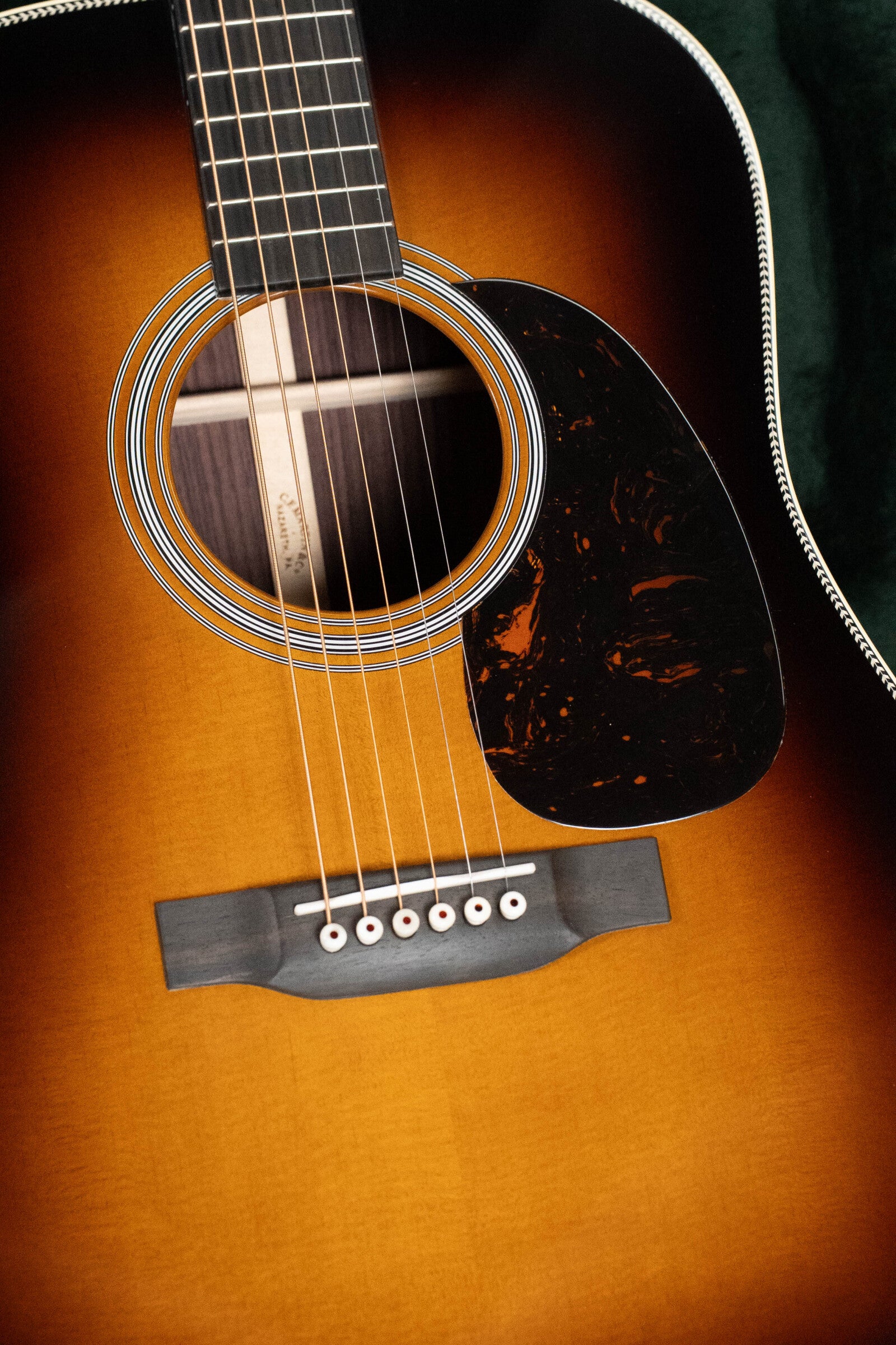 Martin HD-28 1935 Sunburst Spruce/East Indian Rosewood Dreadnought Acoustic Guitar #0252