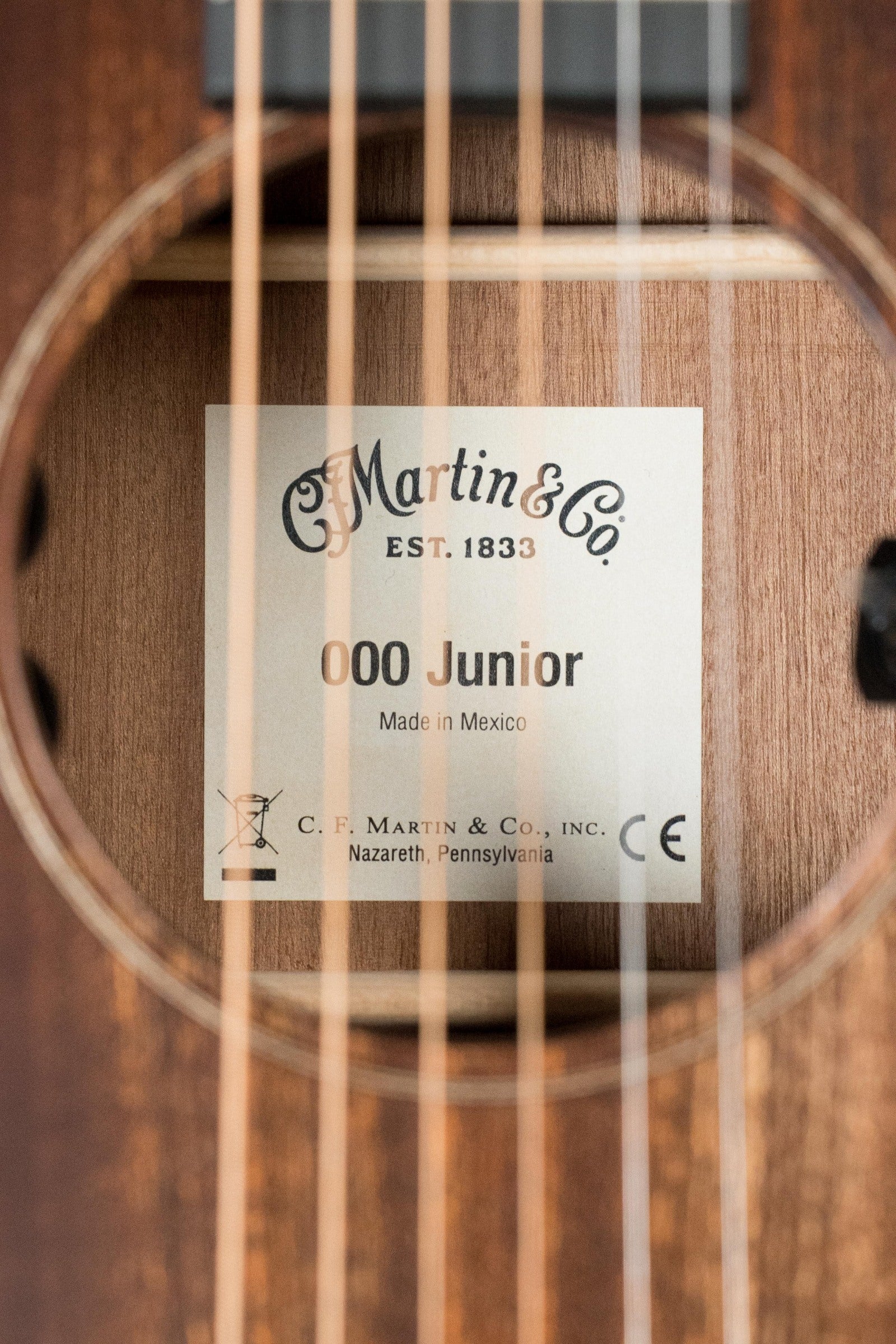 *New 2025 Model* Martin OOOC JR-E StreetMaster Spruce/Sapele OOO Cutaway Guitar w/Electronics #8053