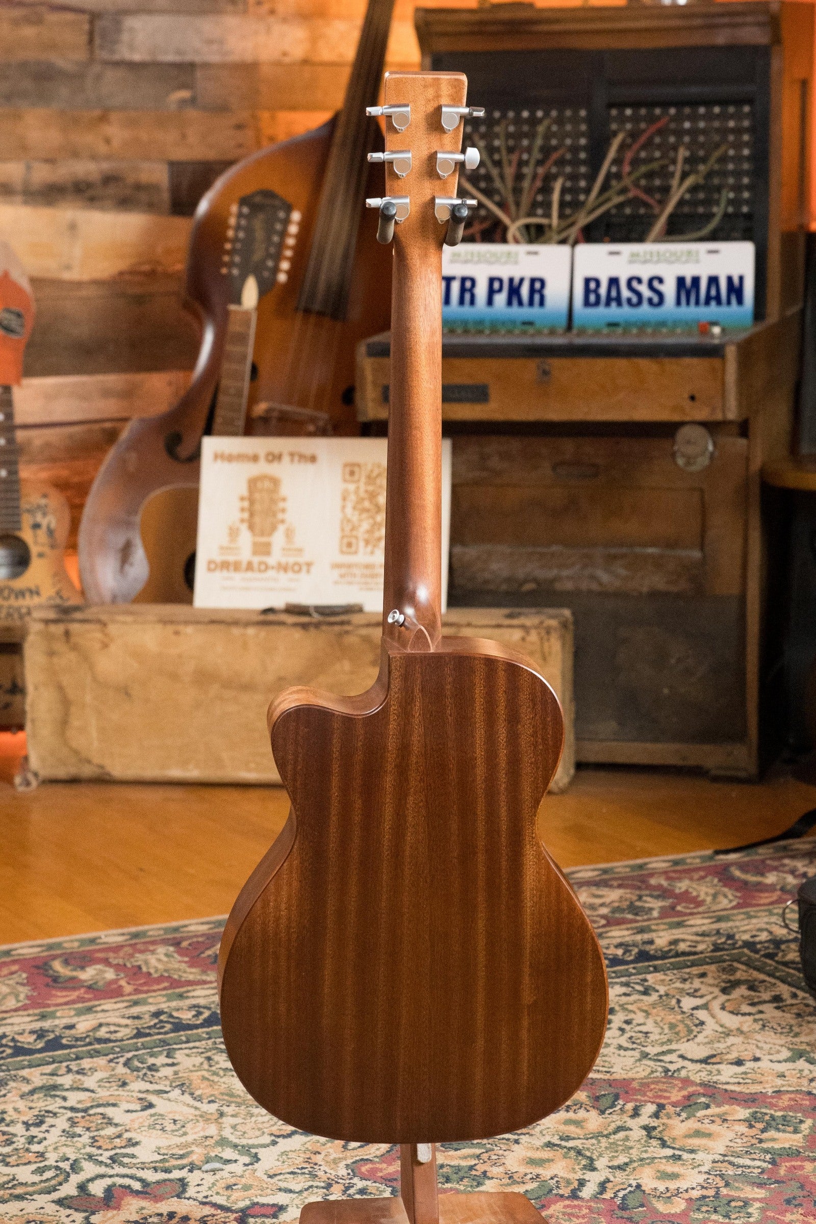 *New 2025 Model* Martin OOOC JR-E StreetMaster Spruce/Sapele OOO Cutaway Guitar w/Electronics #8053
