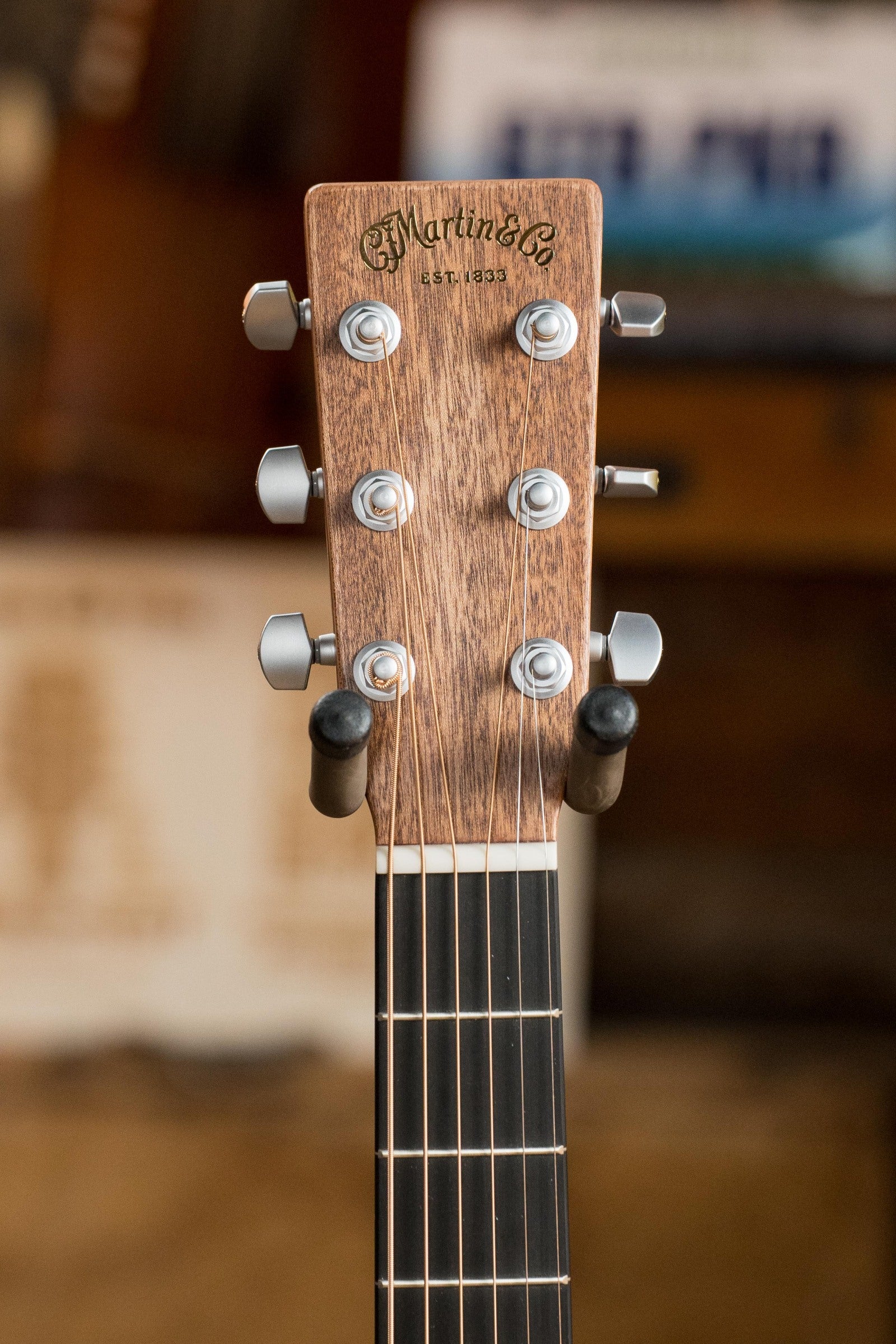 *New 2025 Model* Martin OOOC JR-E StreetMaster Spruce/Sapele OOO Cutaway Guitar w/Electronics #8054