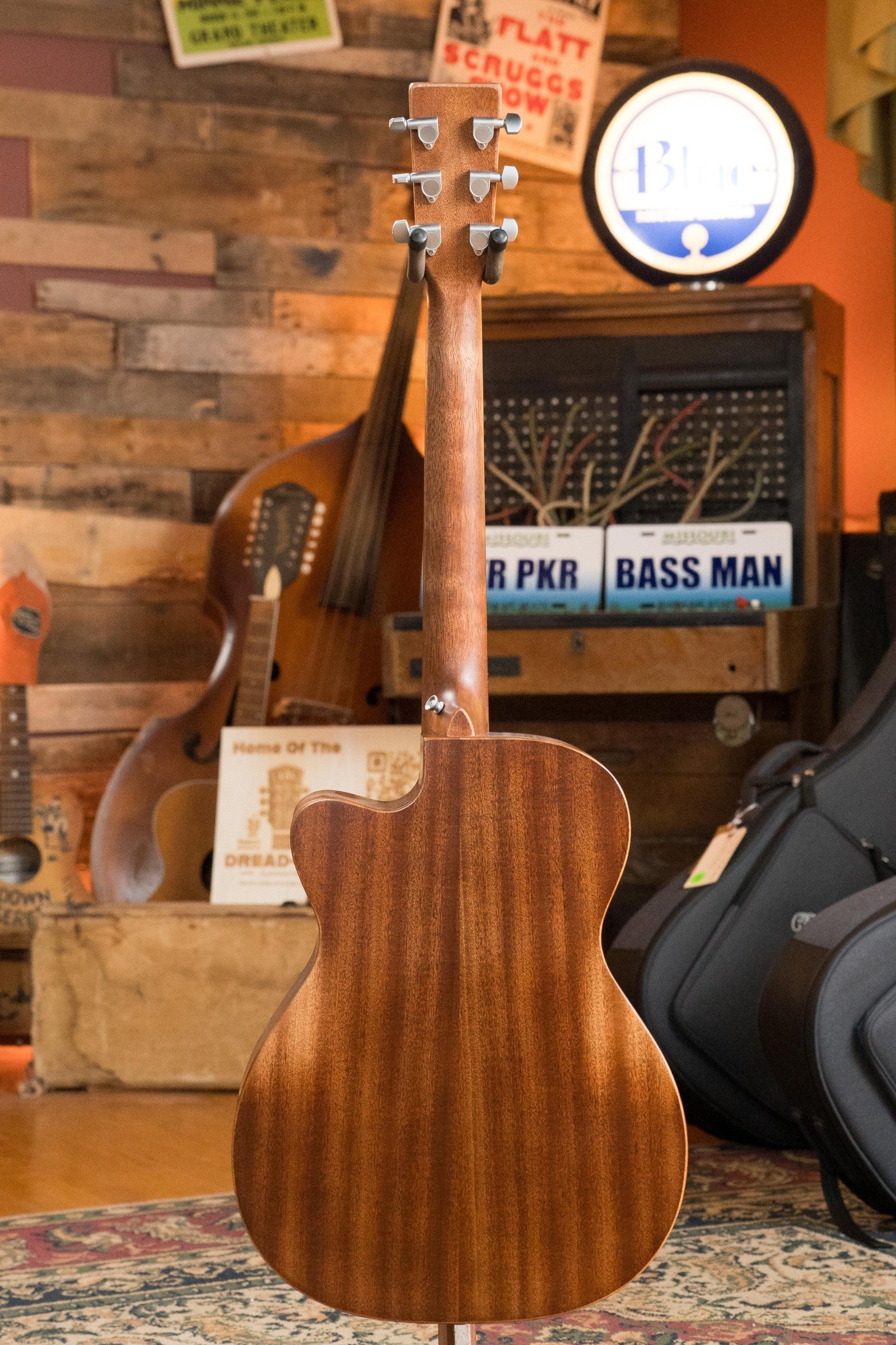 *New 2025 Model* Martin OOOC JR-E StreetMaster Spruce/Sapele OOO Cutaway Guitar w/Electronics #8054