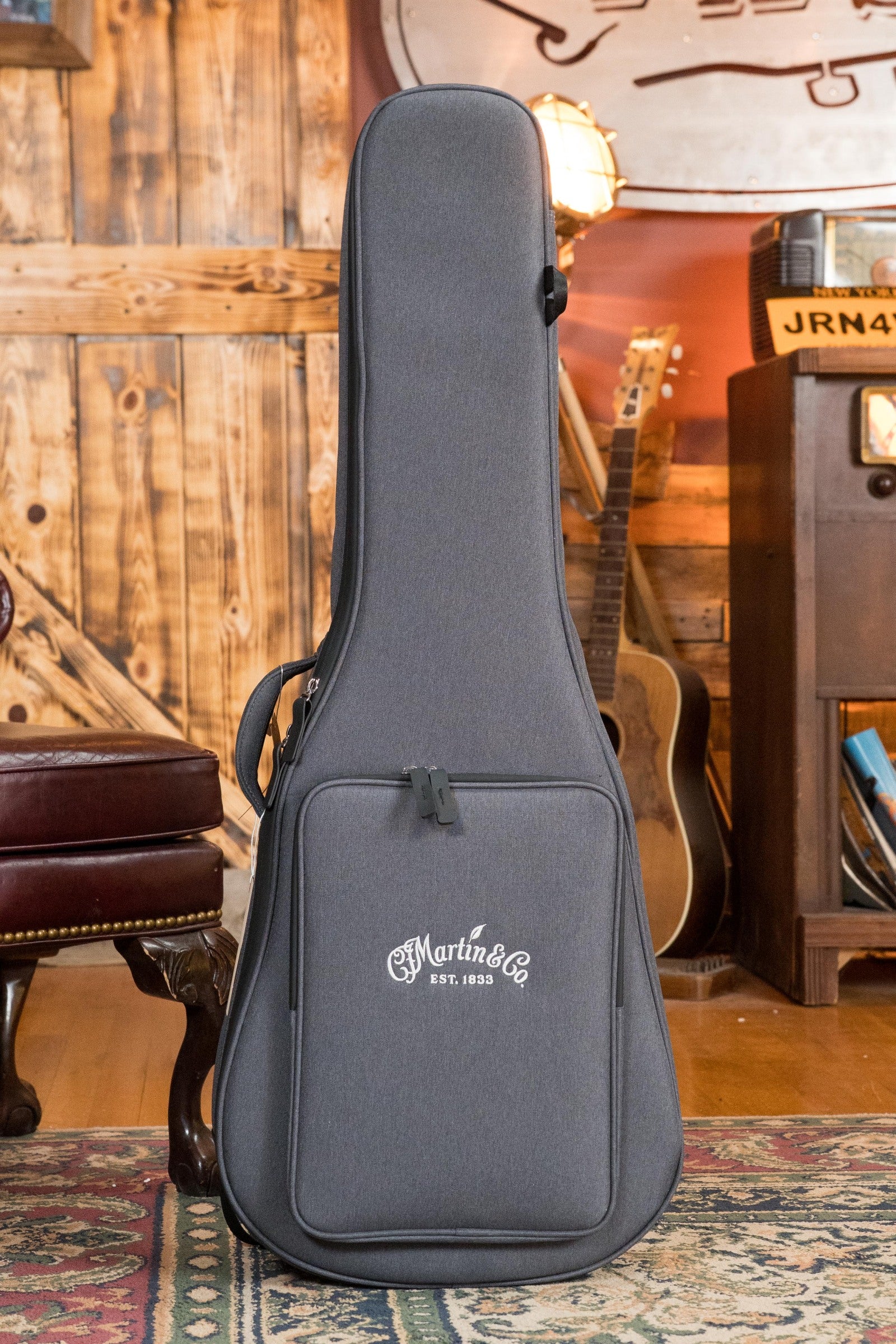 *New 2025 Model* Martin OOOC JR-E StreetMaster Spruce/Sapele OOO Cutaway Guitar w/Electronics #8054