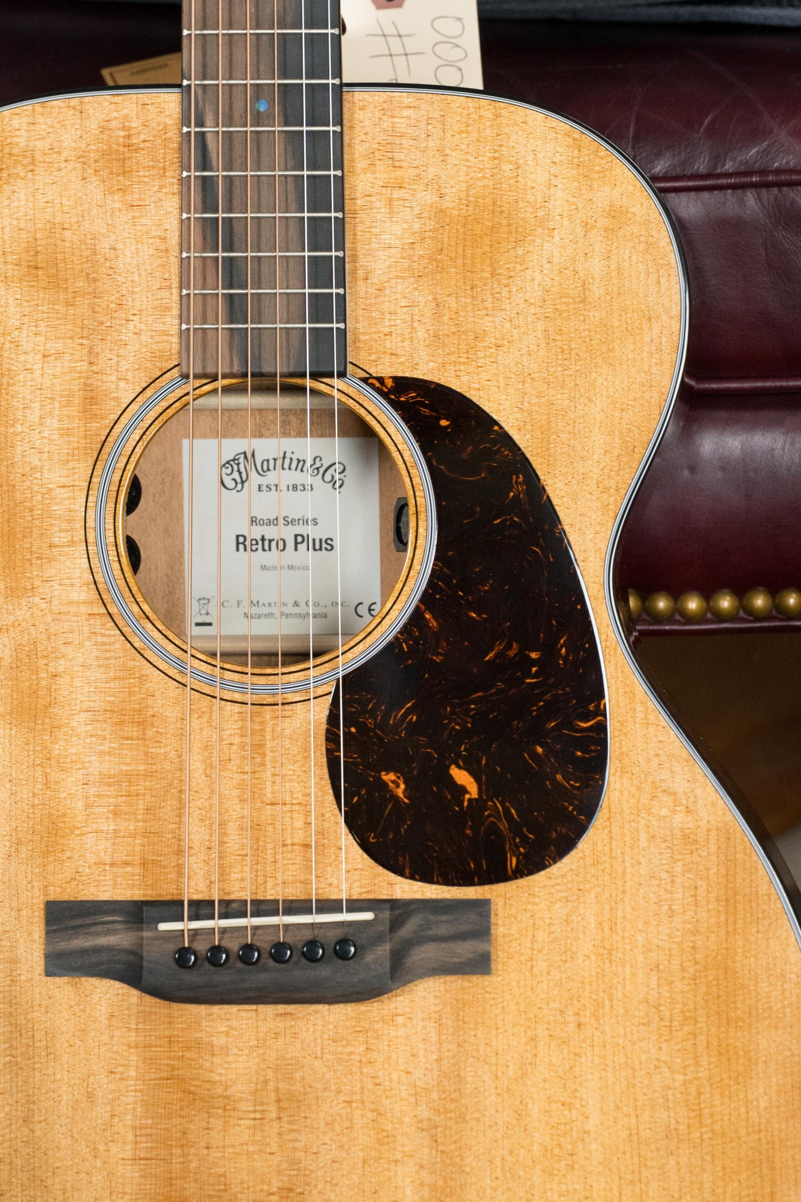 *New 2025 Model* Martin OOOE Retro Plus Torrefied Spruce/Mahogany OOO Guitar w/Martin Electronics #8195