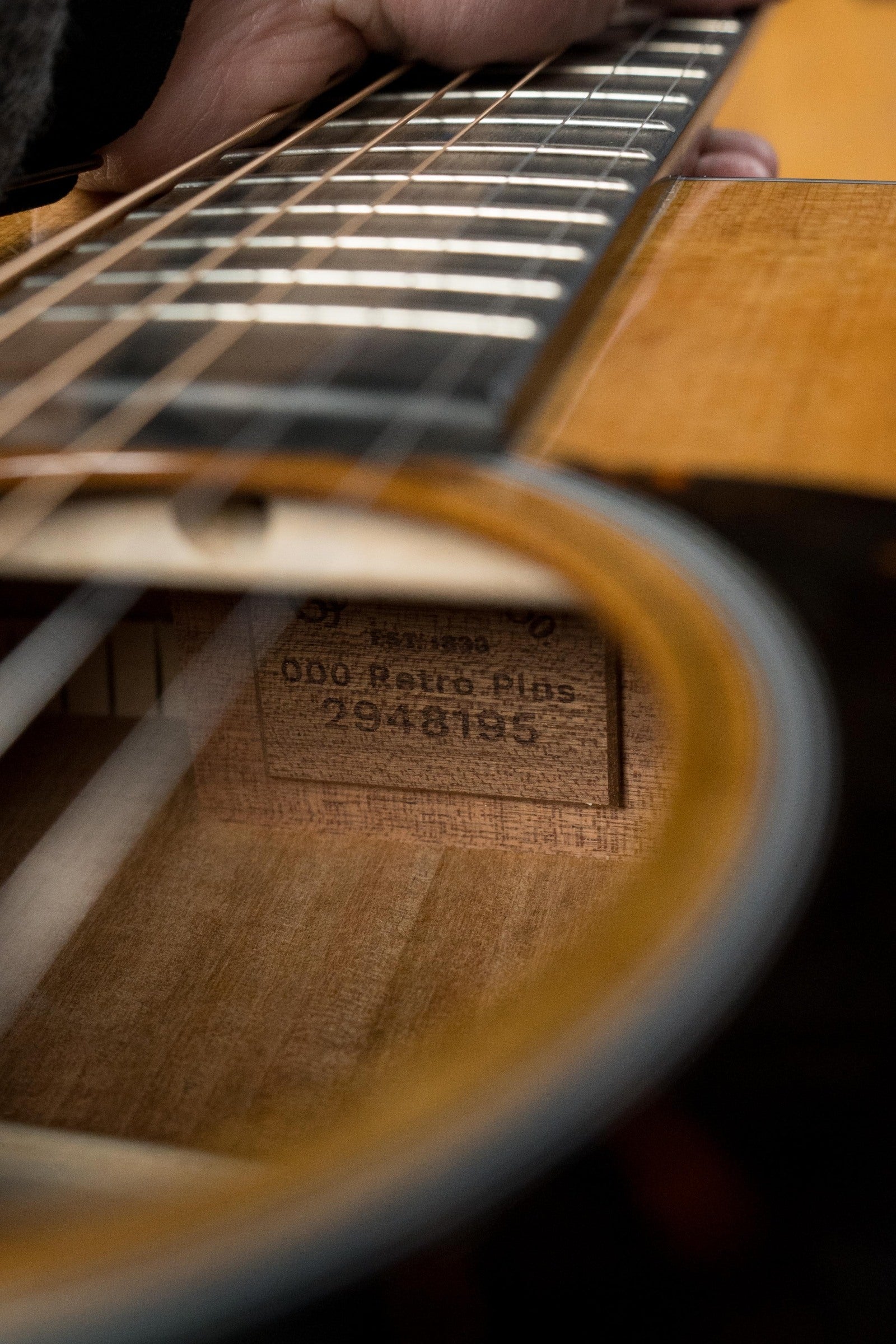 *New 2025 Model* Martin OOOE Retro Plus Torrefied Spruce/Mahogany OOO Guitar w/Martin Electronics #8195