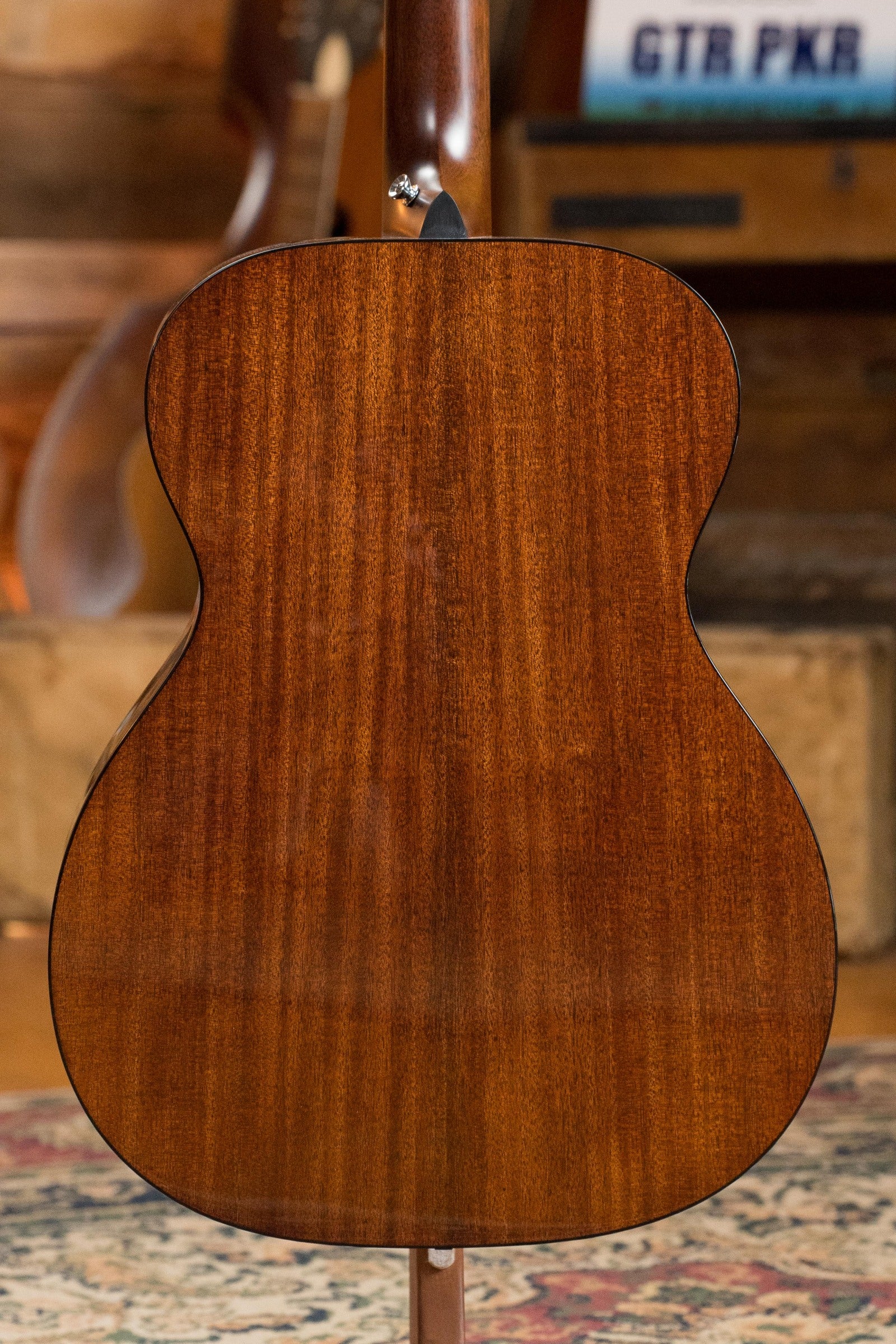 *New 2025 Model* Martin OOOE Retro Plus Torrefied Spruce/Mahogany OOO Guitar w/Martin Electronics #8195