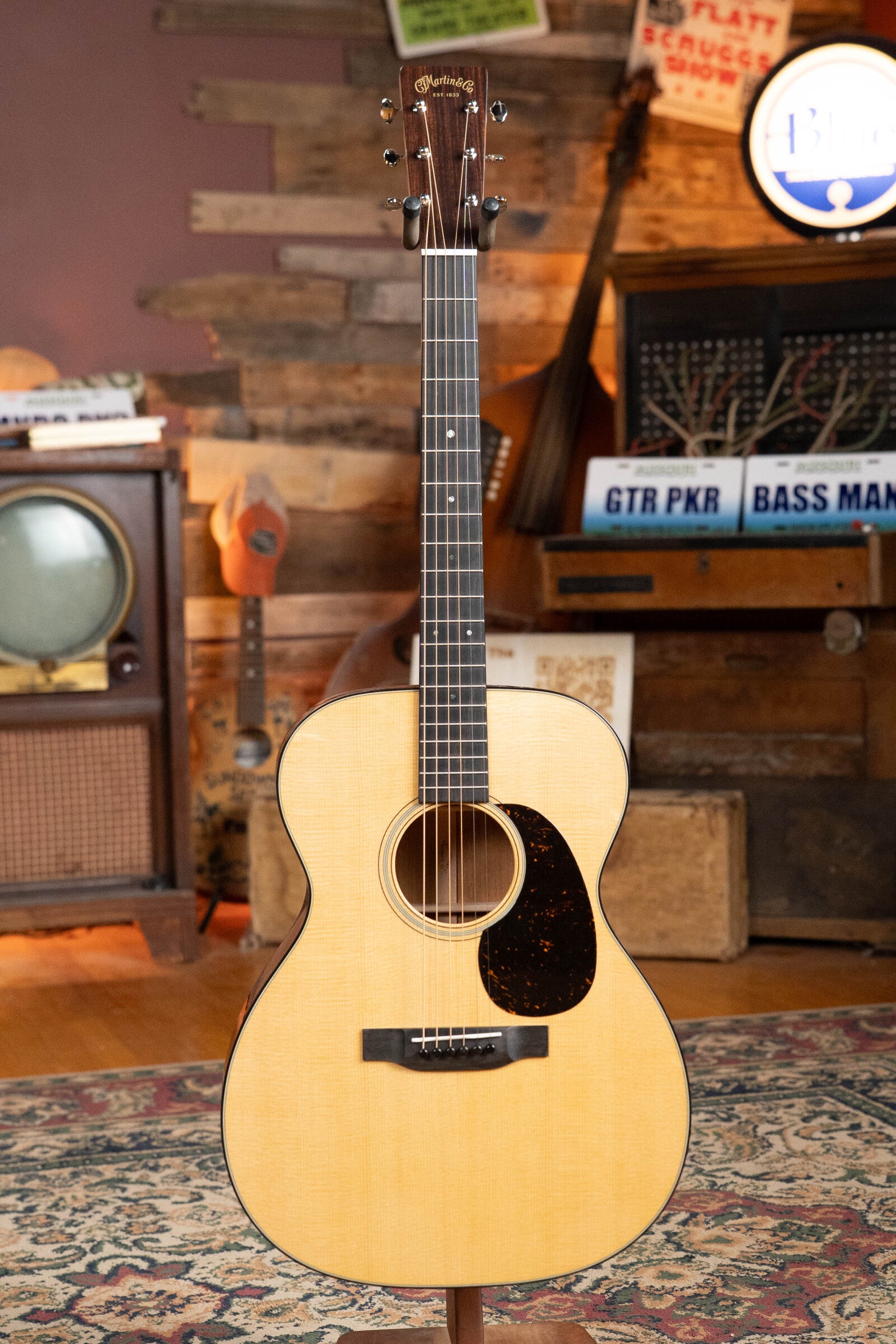 Martin OOO-18 Spruce/Mahogany OOO Acoustic Guitar #9555