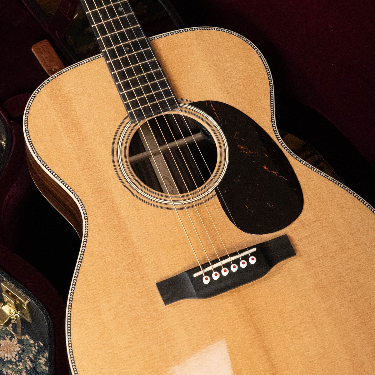 Martin OOO-28E Modern Deluxe Spruce/Indian Rosewood OOO Guitar w/Elect