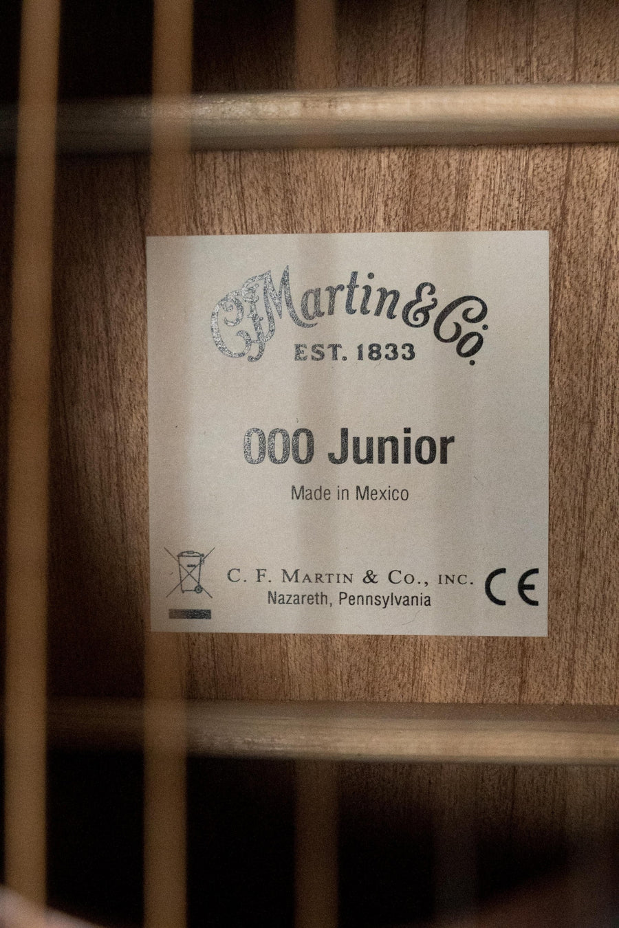 Martin & Co label inside Martin OOO Junior guitar with model and manufacturing details. - Martin OOO Jr E All Sapele OOO Guitar w/Martin Electronics #4824 - Default Title