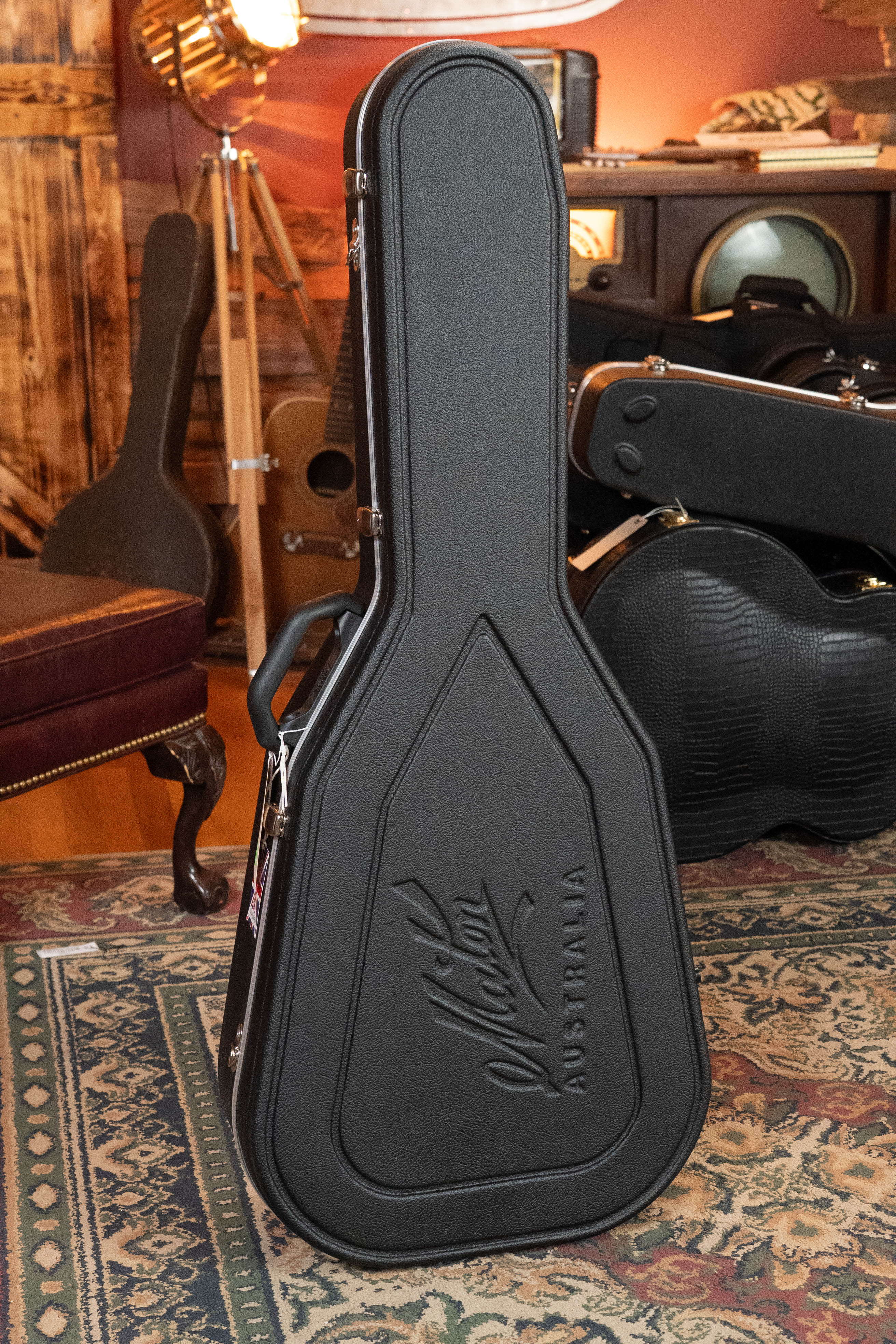 Maton Master Built The L.E May Spruce/Blackwood Deep-body Cutaway Guitar w/Electronics #0154