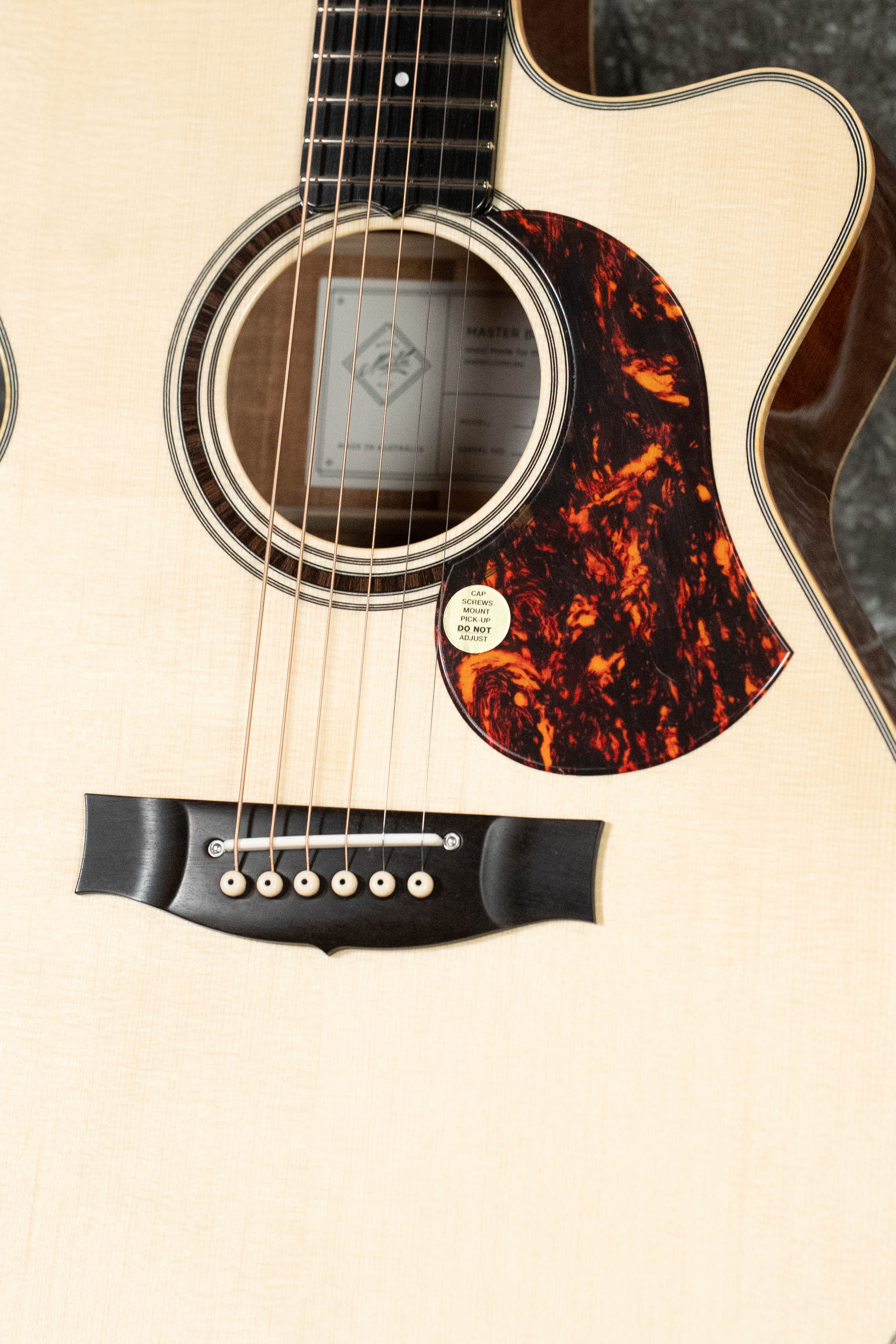 Maton Master Built The L.E May Spruce/Blackwood Deep-body Cutaway Guitar w/Electronics #0154