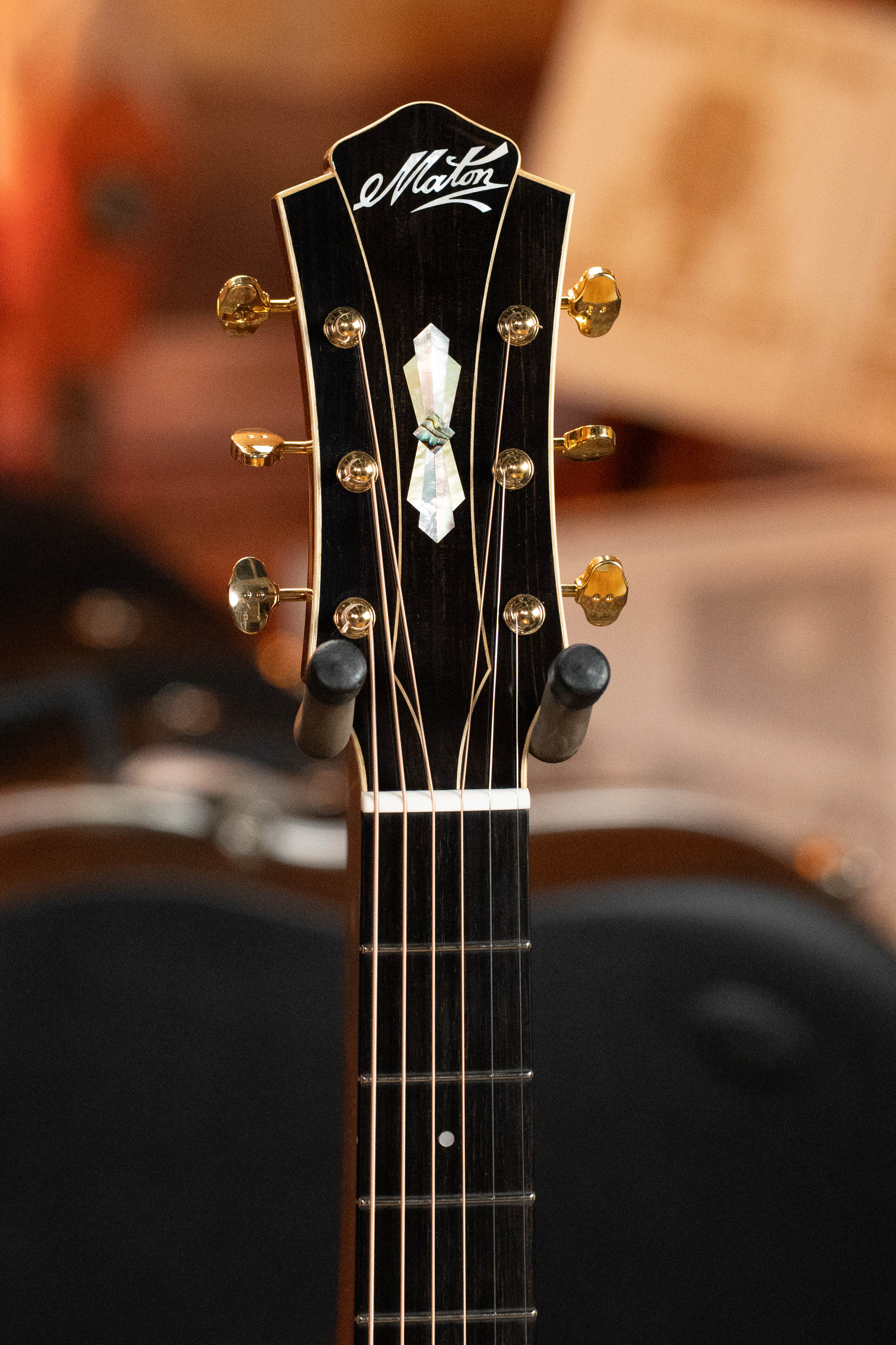 Maton Master Built The L.E May Spruce/Blackwood Deep-body Cutaway Guitar w/Electronics #0154