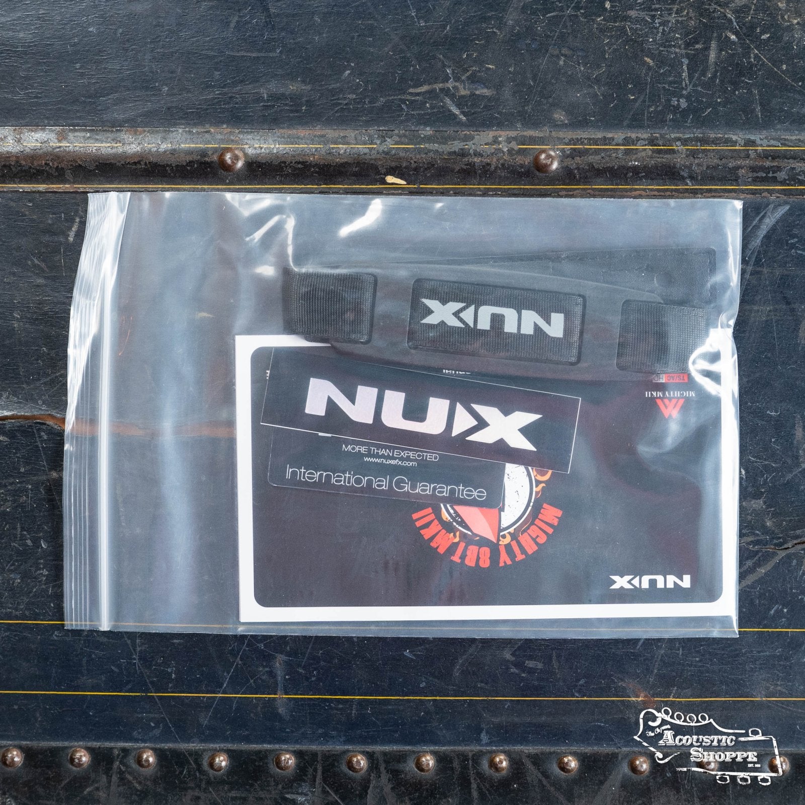 NUX Digital Mighty 8BT Battery Powered Portable 2 Channel Guitar Amp