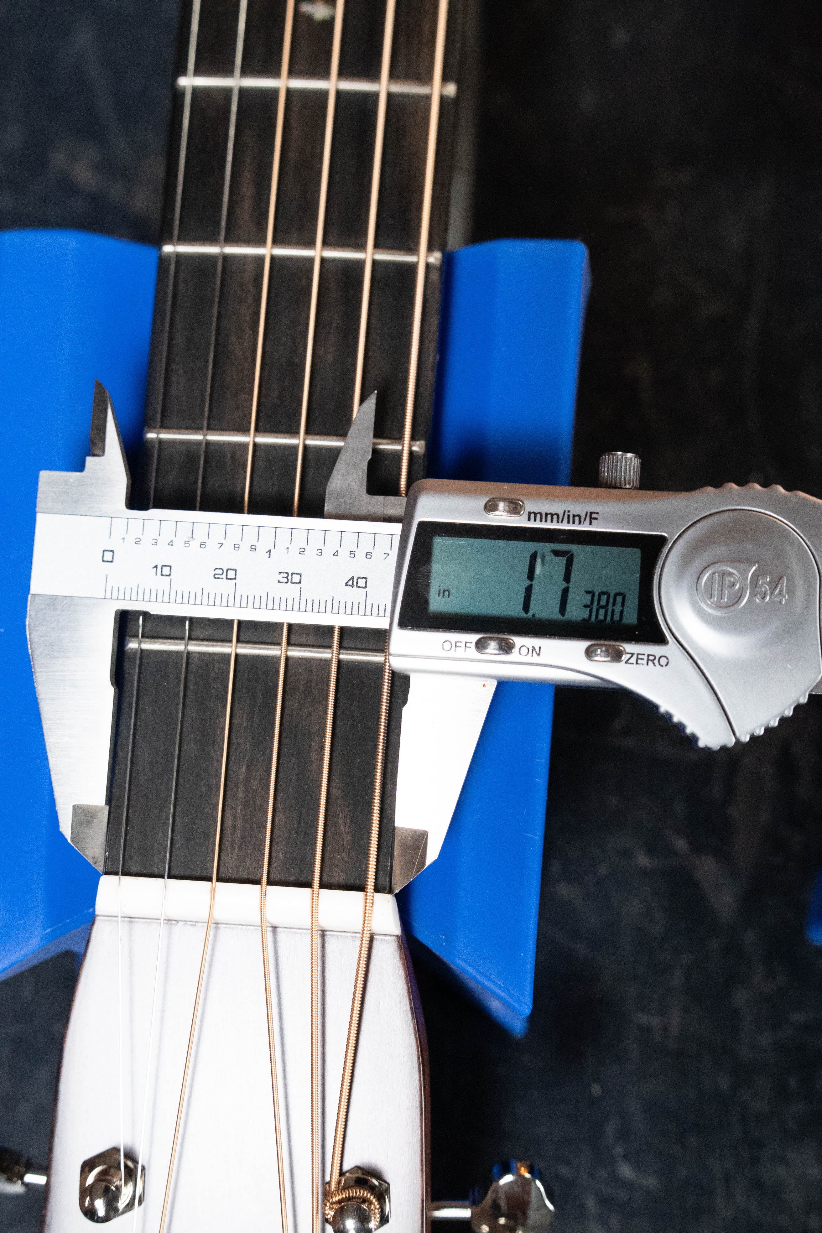 *New 2025 Model* Martin HD-28 Spruce/East Indian Rosewood Dreadnought Acoustic Guitar #3162