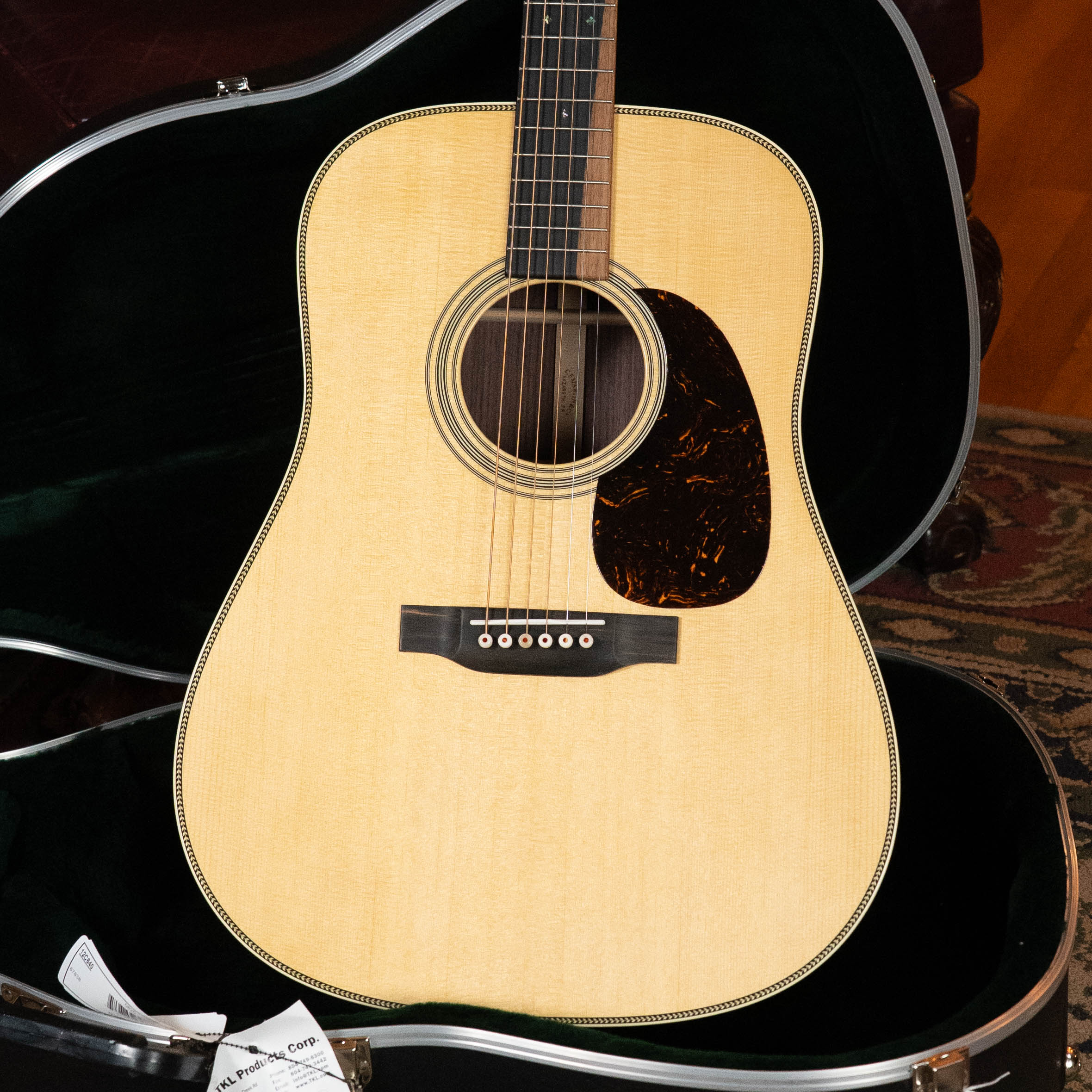 *New 2025 Model* Martin HD-28 Spruce/East Indian Rosewood Dreadnought Acoustic Guitar #7120
