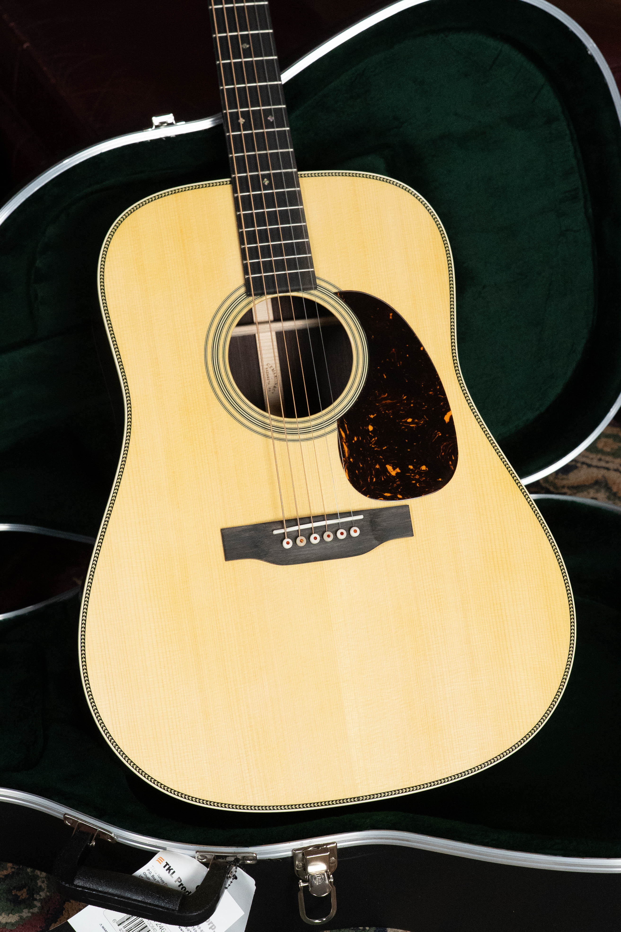 *New 2025 Model* Martin HD-28 Spruce/East Indian Rosewood Dreadnought Acoustic Guitar #9570