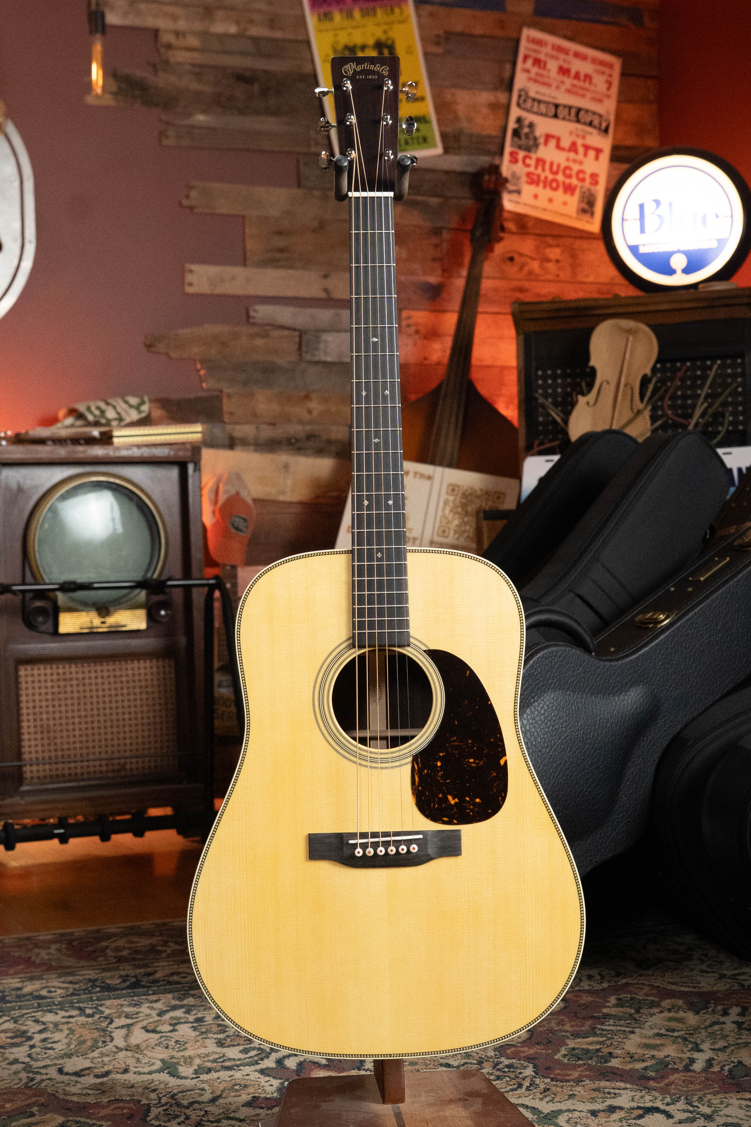 *New 2025 Model* Martin HD-28 Spruce/East Indian Rosewood Dreadnought Acoustic Guitar #9570
