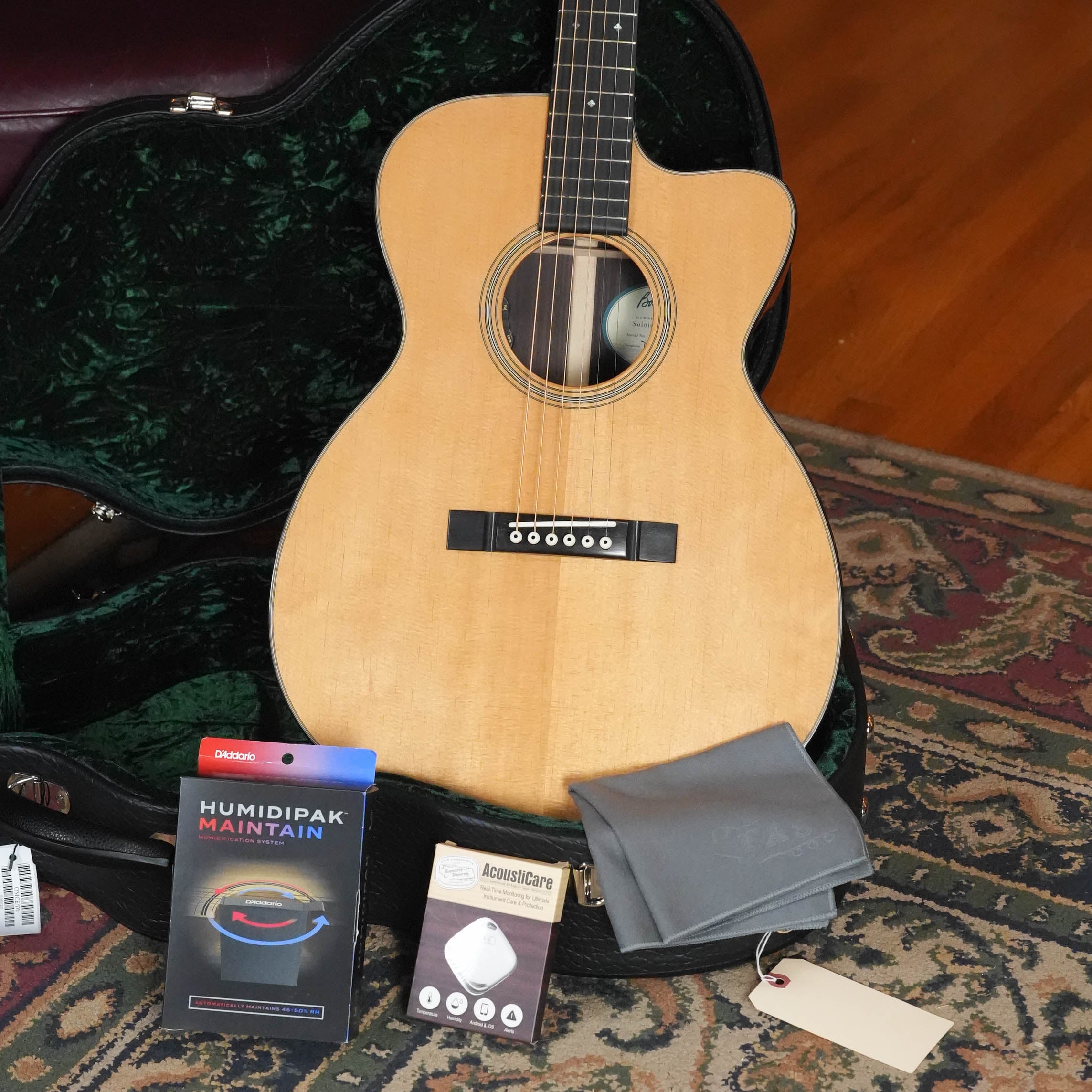 *New 2026 Launch Model* Bourgeois Downeast Series OMCE Soloist Orchestra Model Cutaway Guitar w/LR Baggs Electronics #3210