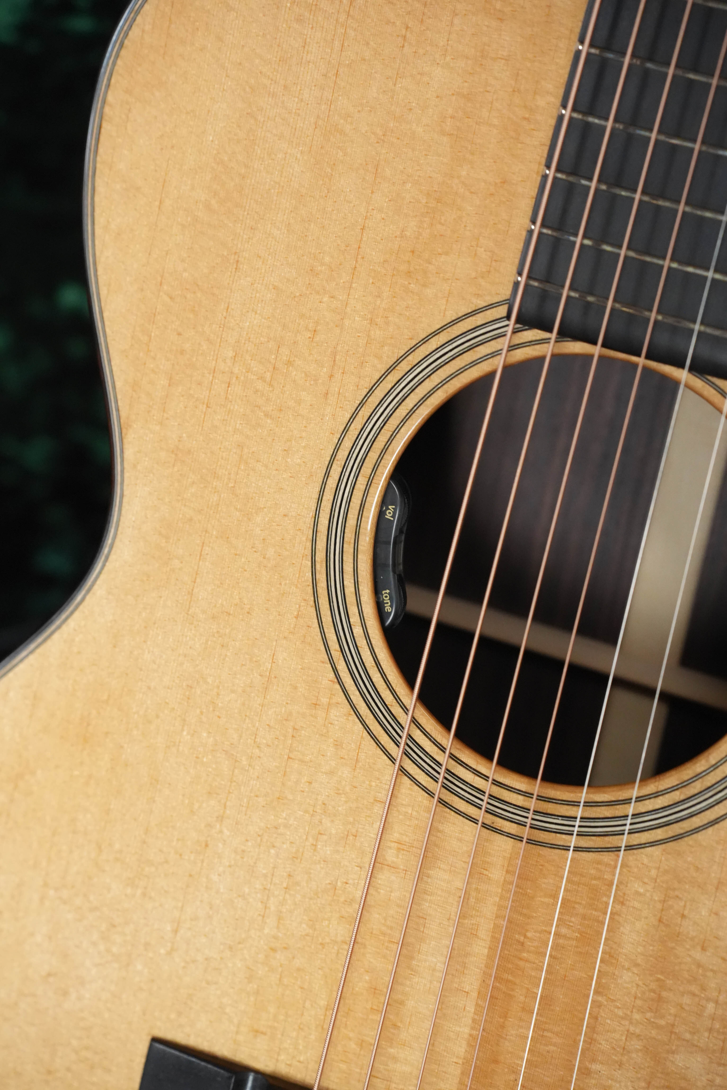 *New 2026 Launch Model* Bourgeois Downeast Series OMCE Soloist Orchestra Model Cutaway Guitar w/LR Baggs Electronics #3210