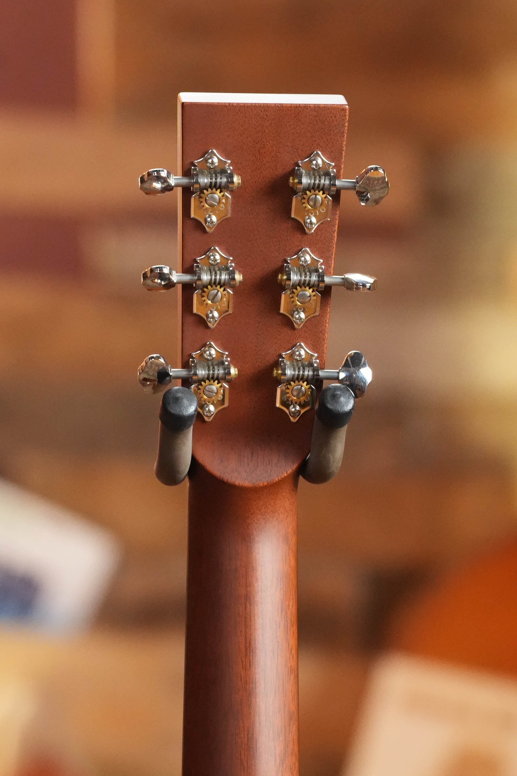 *New 2026 Model* Boucher BG-41T-G Torrefied Adirondack/Torrefied Mahogany Bluegrass Goose Gold Pack OM Hybrid Acoustic Guitar #1022